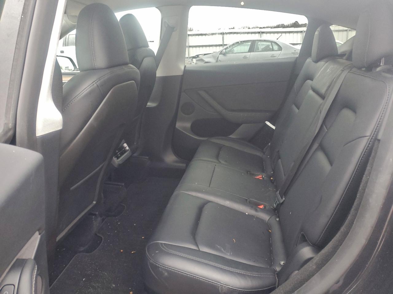 2024 Tesla Model Y VIN: 7SAYGDED3RF095933 Lot: 93995015