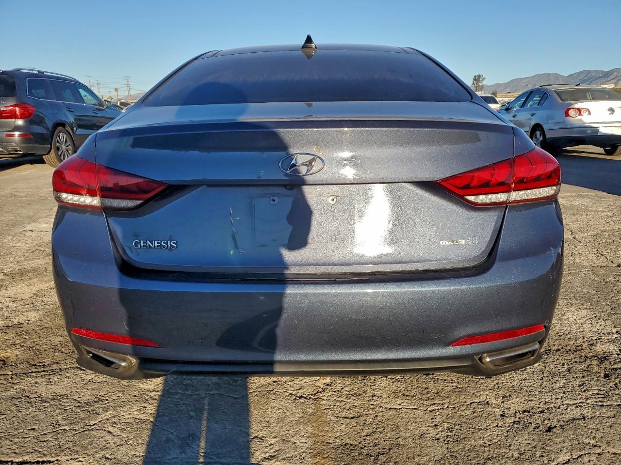 2015 Hyundai Genesis 3.8L VIN: KMHGN4JE1FU095182 Lot: 96585825