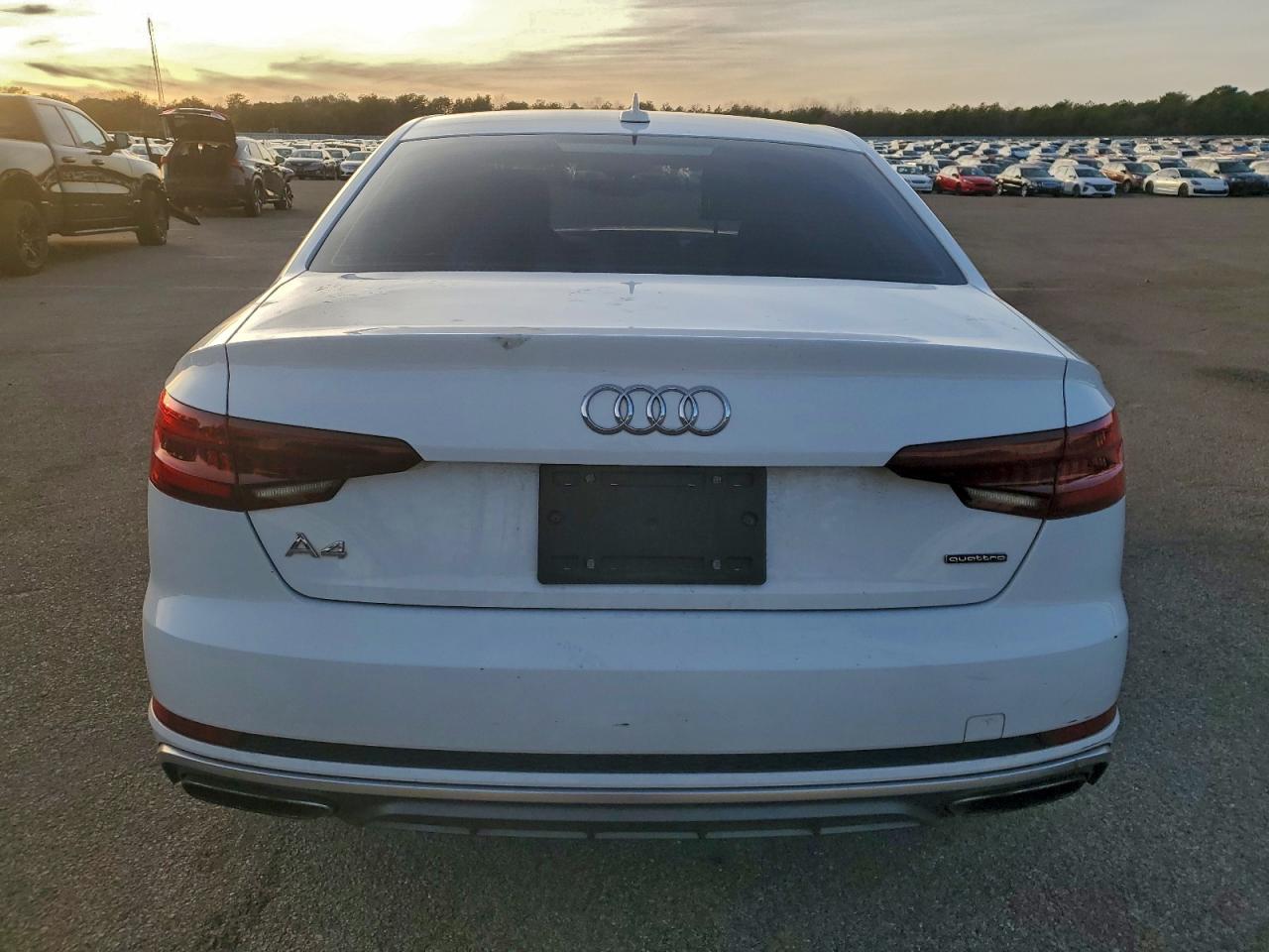 2019 Audi A4 Premium VIN: WAUDNAF49KN016882 Lot: 94496575