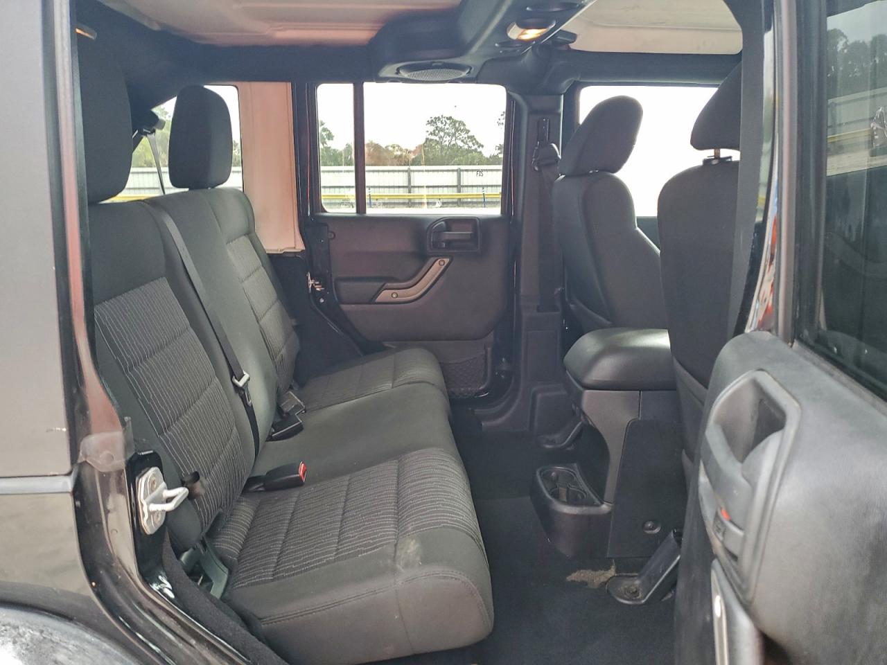 2012 Jeep Wrangler Unlimited Sport VIN: 1C4BJWDG9CL142575 Lot: 97073615