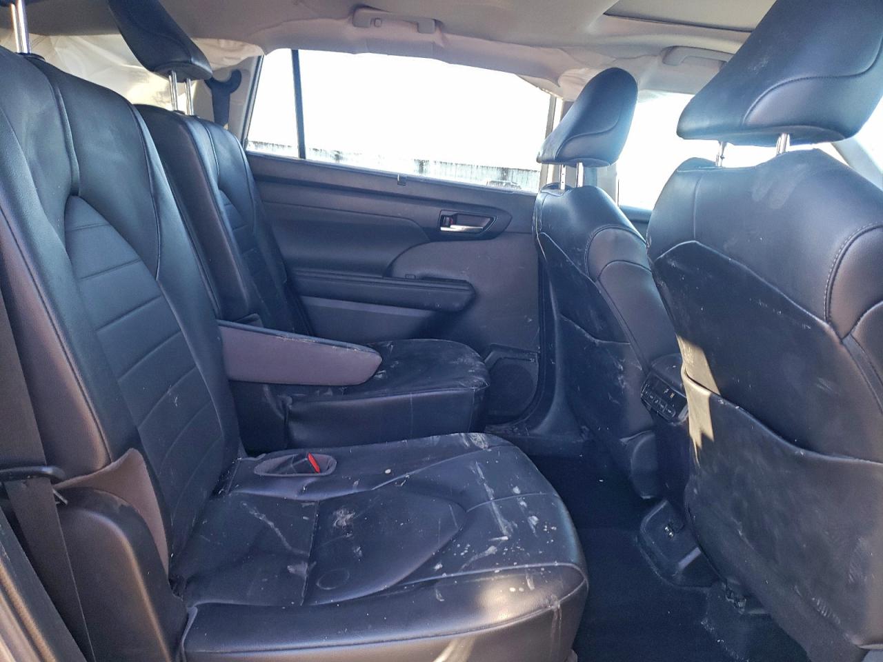 2021 Toyota Highlander Xle VIN: 5TDGZRBH3MS538271 Lot: 95126105