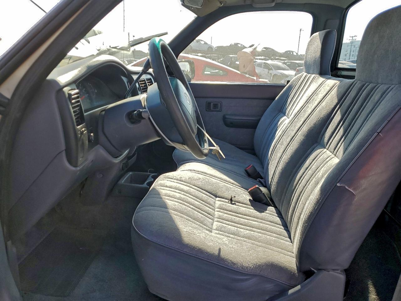 2000 Toyota Tacoma VIN: 4TANL42N2YZ656071 Lot: 95112715