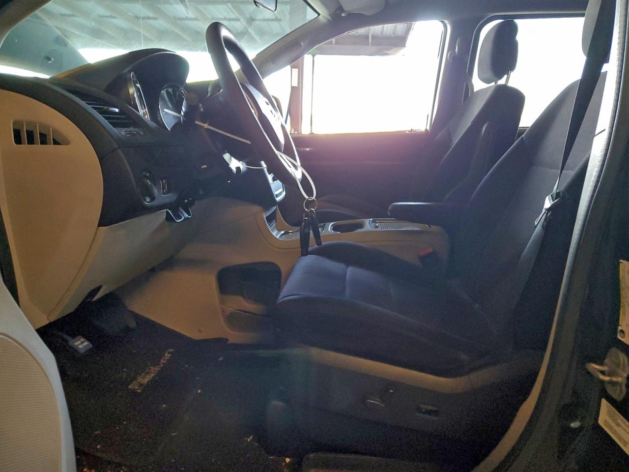 2013 Dodge Grand Caravan Sxt VIN: 2C4RDGCG3DR790855 Lot: 93983205