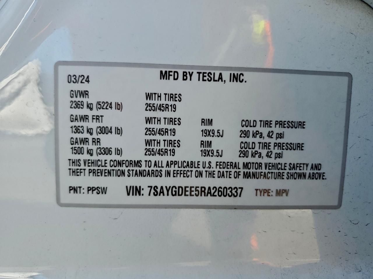 2024 Tesla Model Y VIN: 7SAYGDEE5RA260337 Lot: 93762185