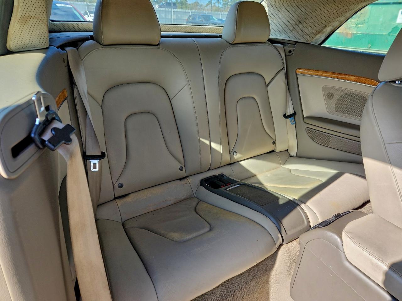 2010 Audi A5 Premium Plus VIN: WAULFAFH2AN022159 Lot: 94394775