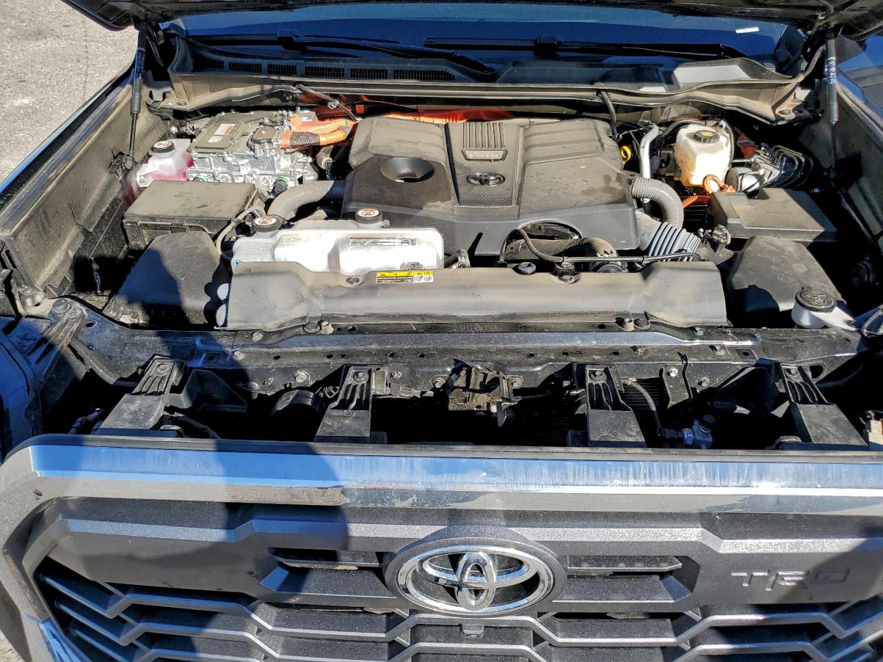 2025 Toyota Tundra Crewmax Platinum VIN: 5TFMC5DB1SX107120 Lot: 94805325