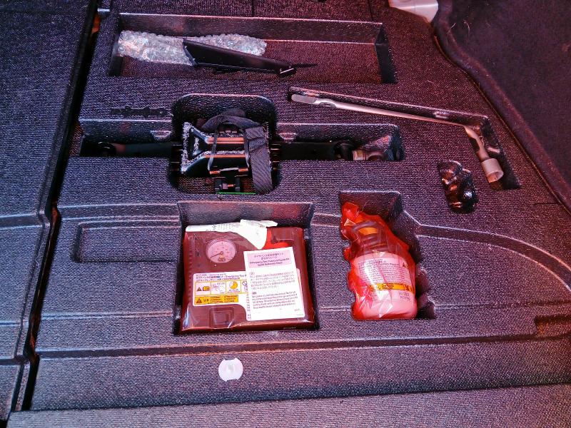 2016 TOYOTA PRIUS HYBRID 