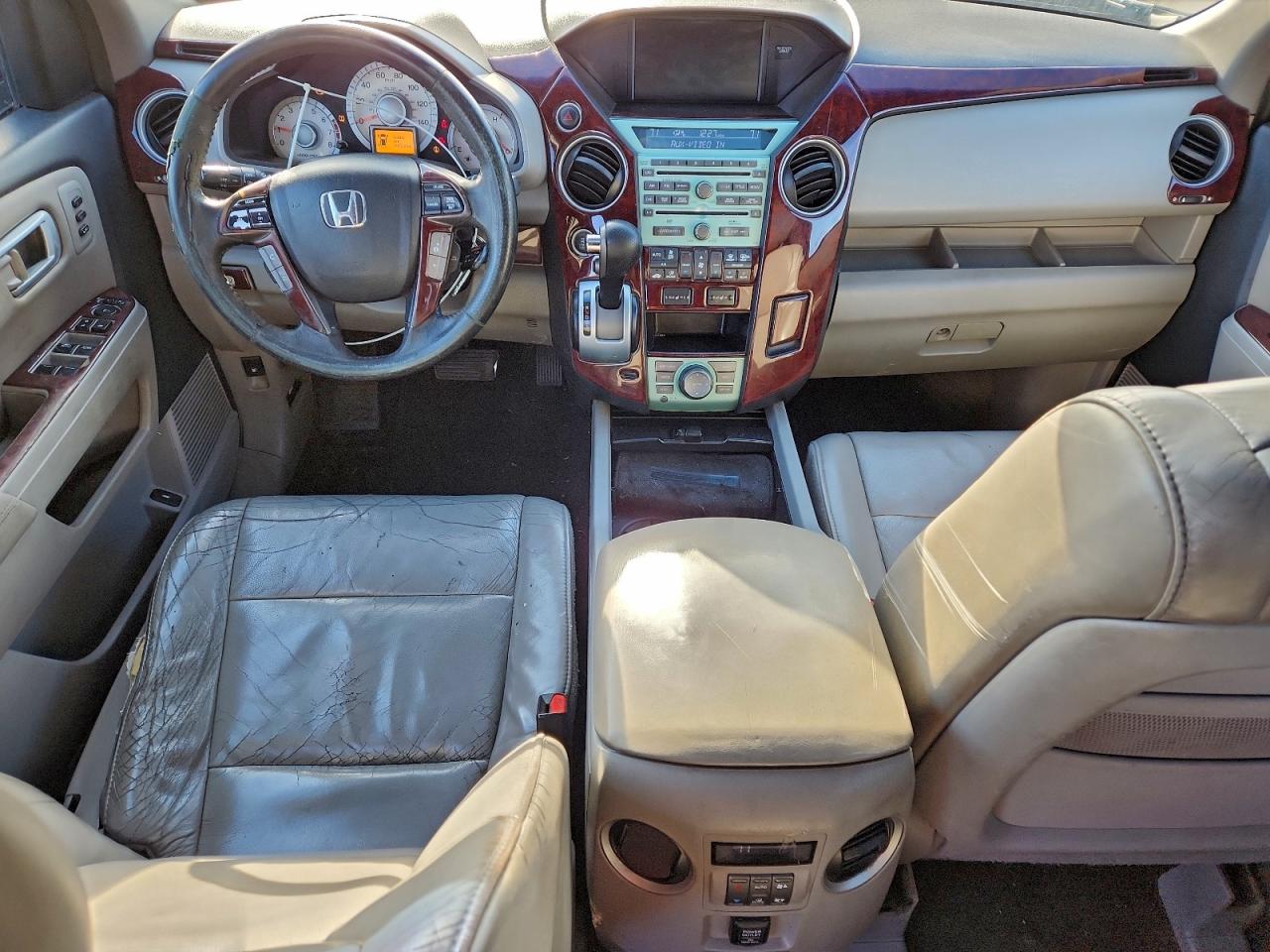 2011 Honda Pilot Touring VIN: 5FNYF4H98BB062603 Lot: 96232595