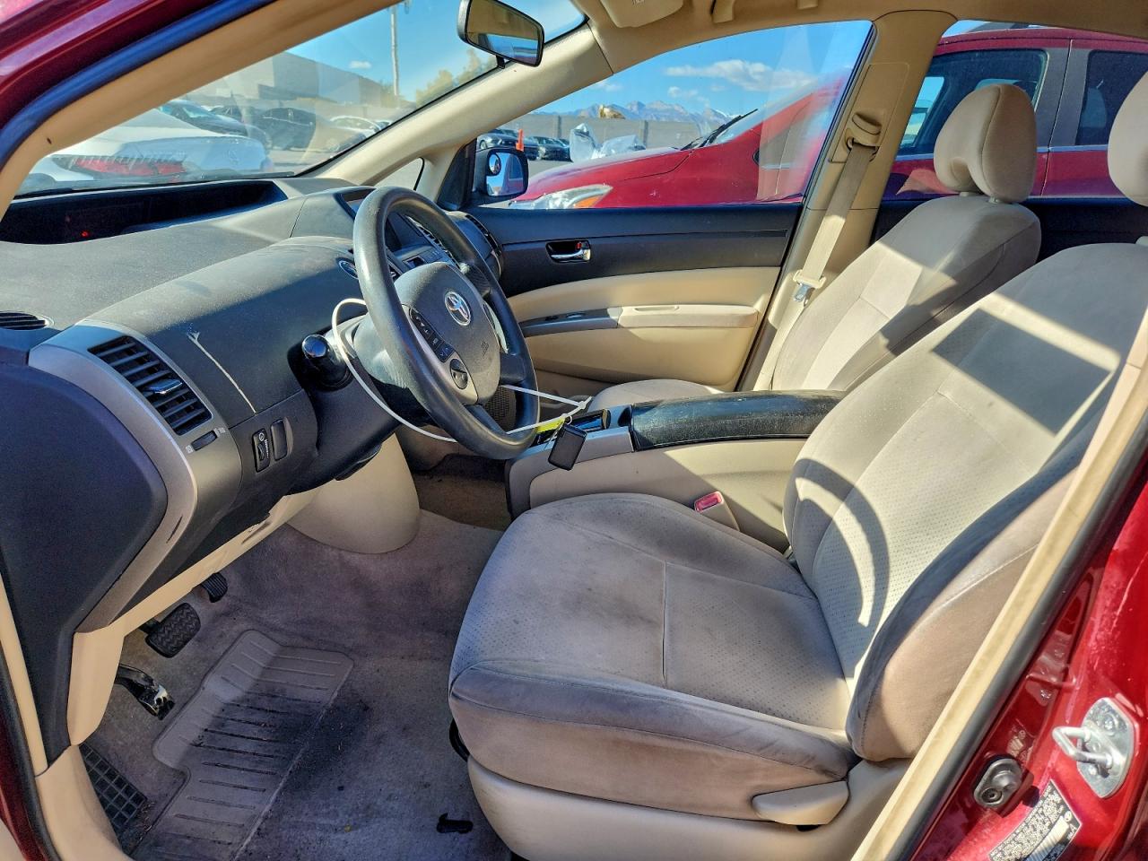 2004 Toyota Prius VIN: JTDKB22U440011555 Lot: 94804615