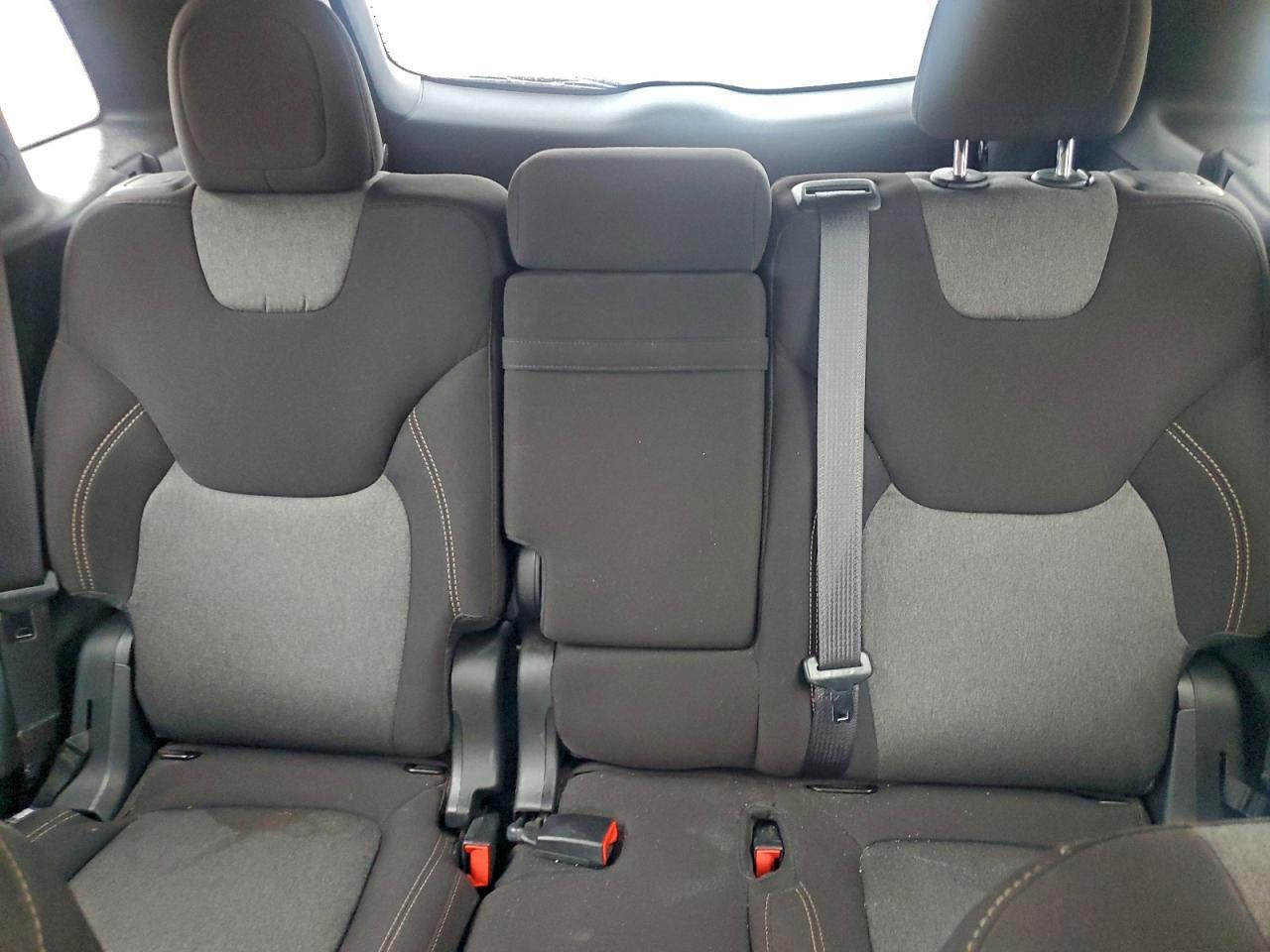 2017 Jeep Cherokee Sport VIN: 1C4PJLAB2HW592040 Lot: 97469715