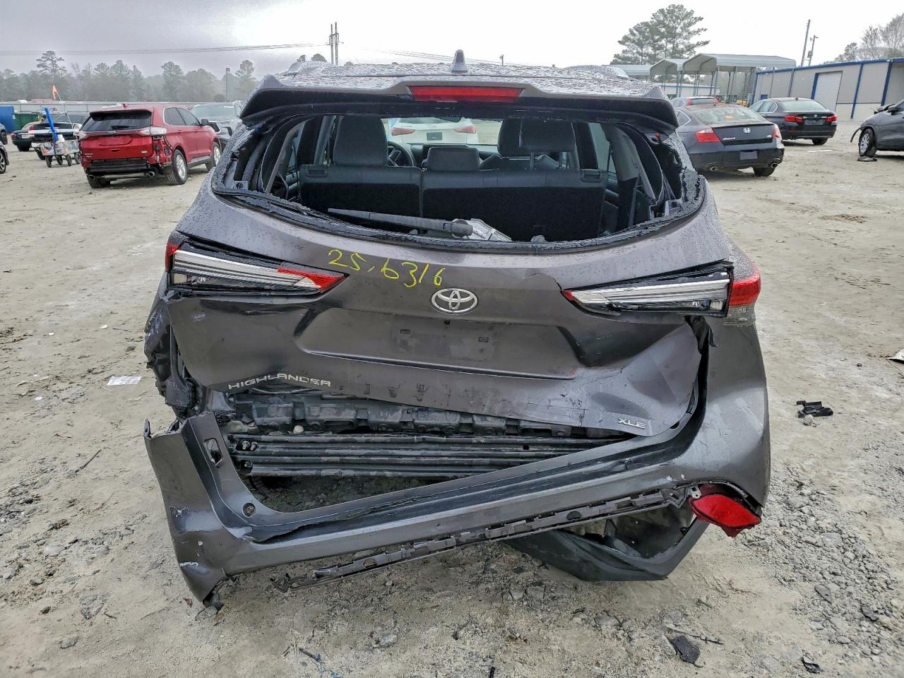 2021 Toyota Highlander Xle VIN: 5TDHZRAH8MS046714 Lot: 96103155