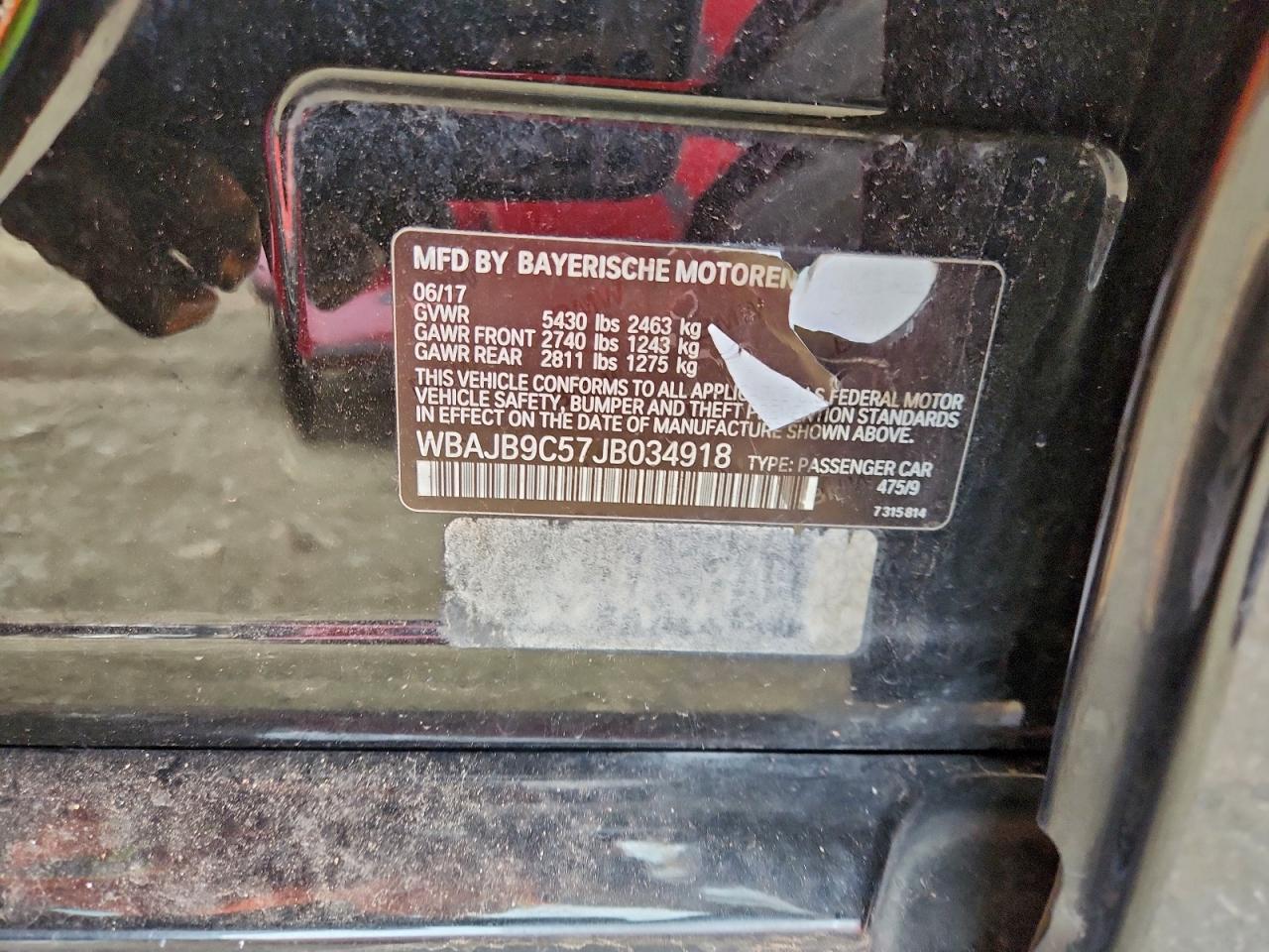 Фото: WBAJB9C57JB034918