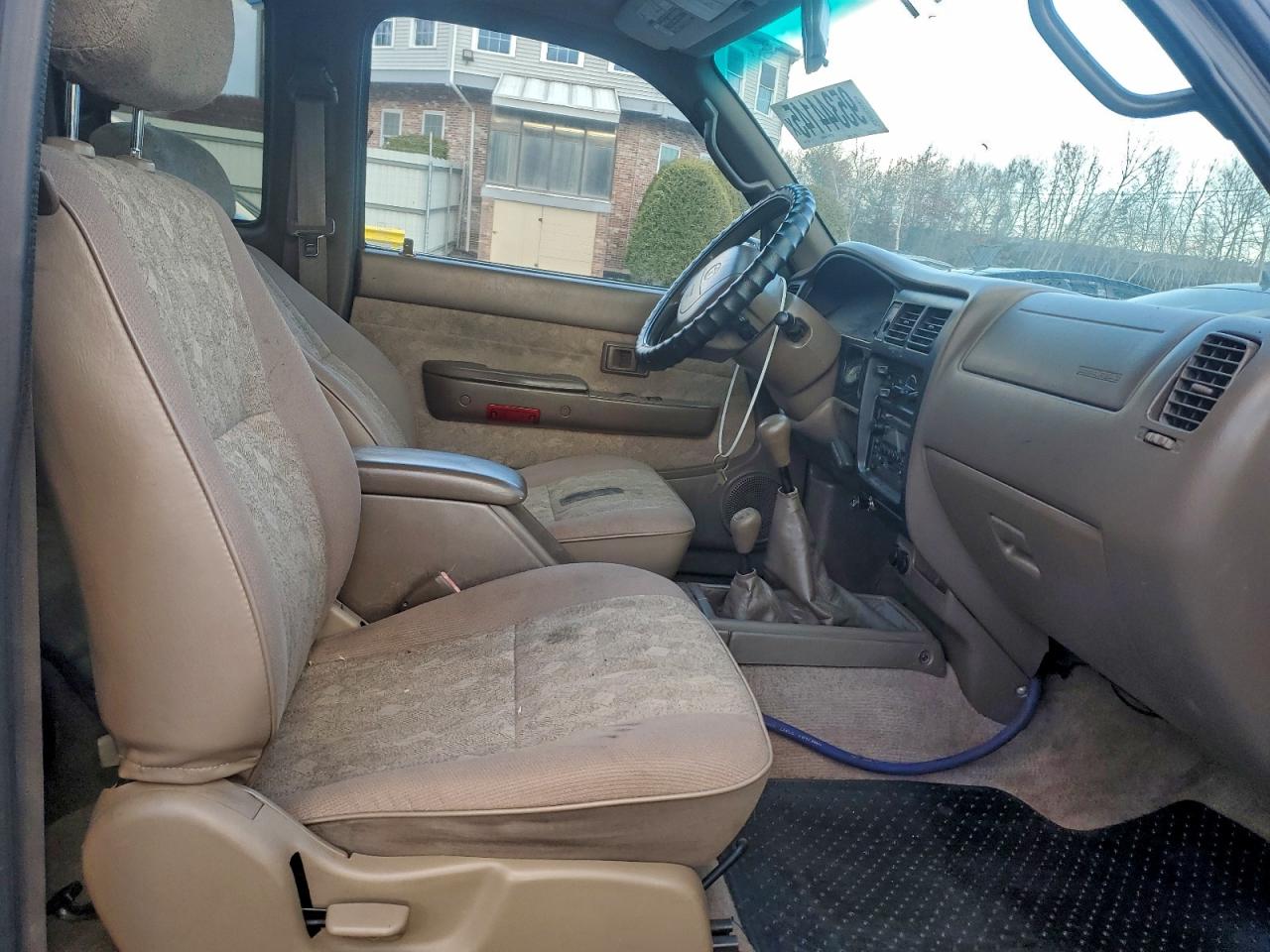 2000 Toyota Tacoma Xtracab VIN: 5TEWN72N4YZ710849 Lot: 95344145