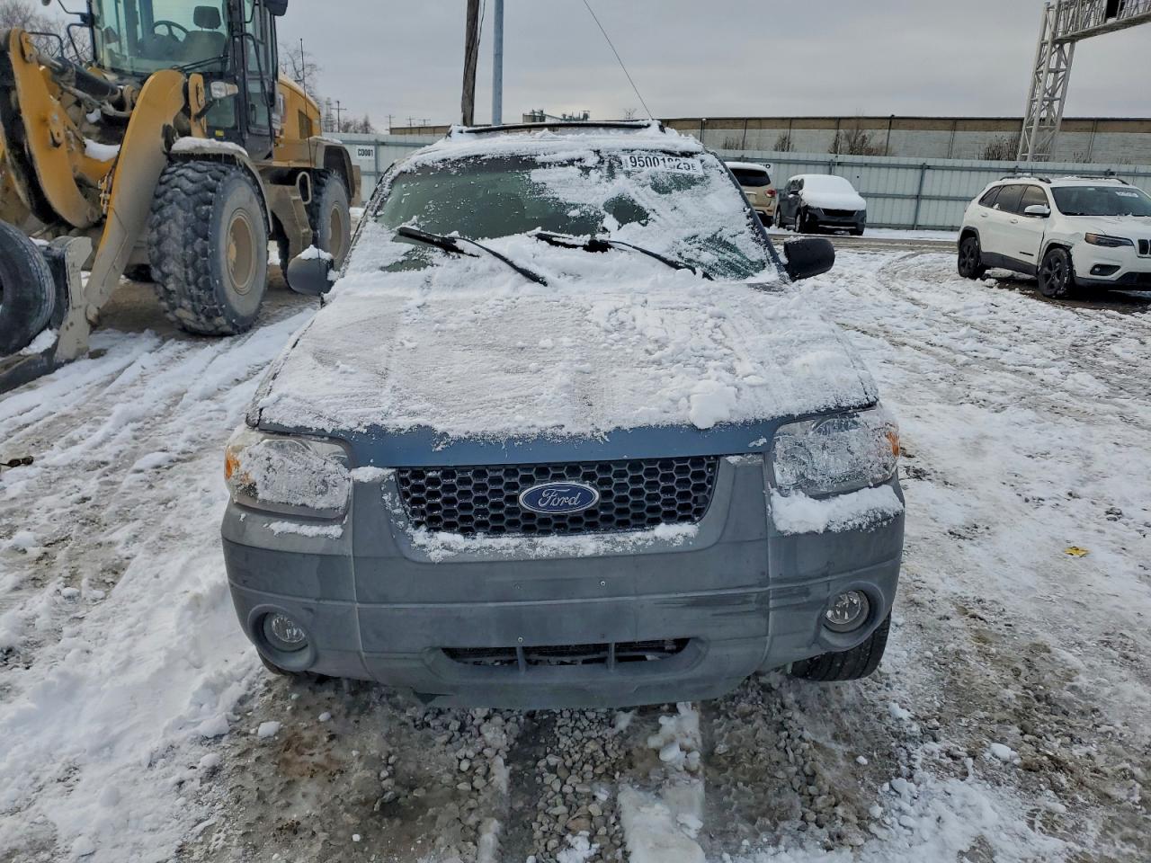 2005 Ford Escape Xlt VIN: 1FMYU03115KA86793 Lot: 95001825