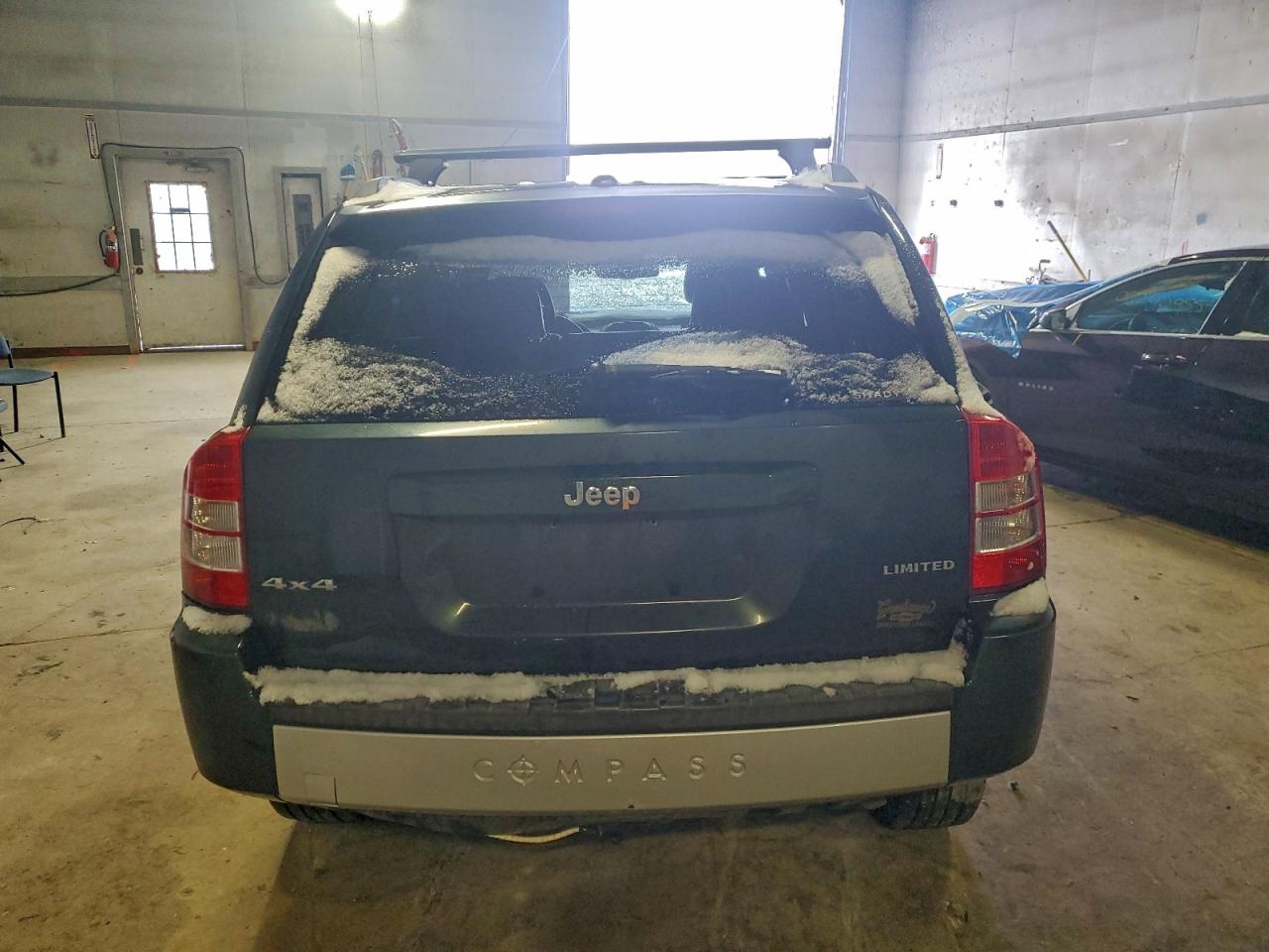 2010 Jeep Compass Limited VIN: 1J4NF5FB7AD611237 Lot: 96935285