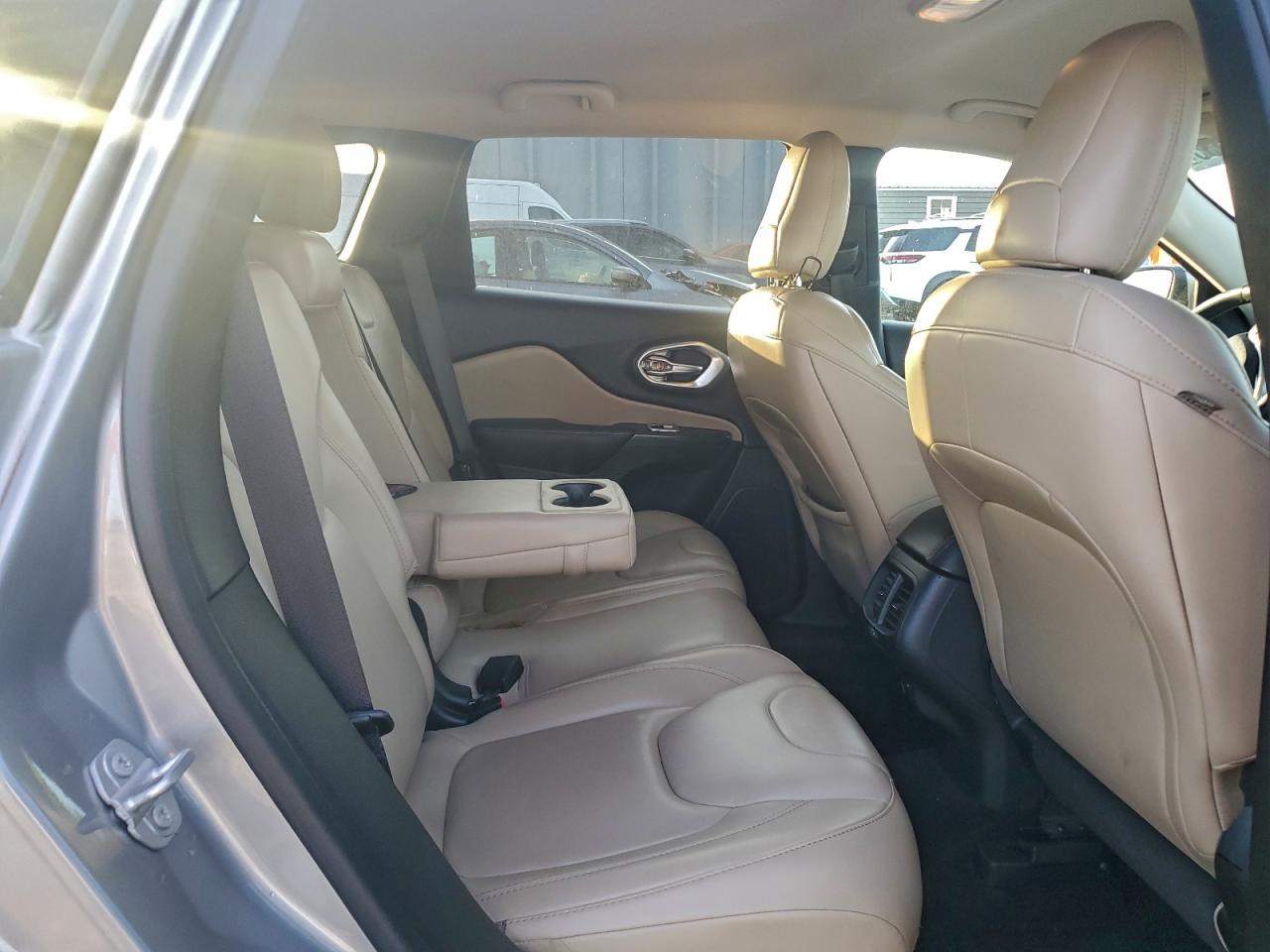 2017 Jeep Cherokee Limited VIN: 1C4PJLDB0HW517803 Lot: 95112635