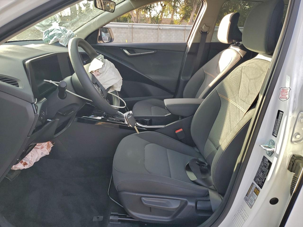 2025 Kia Niro Lx VIN: KNDCP3LE8S5306287 Lot: 95156175