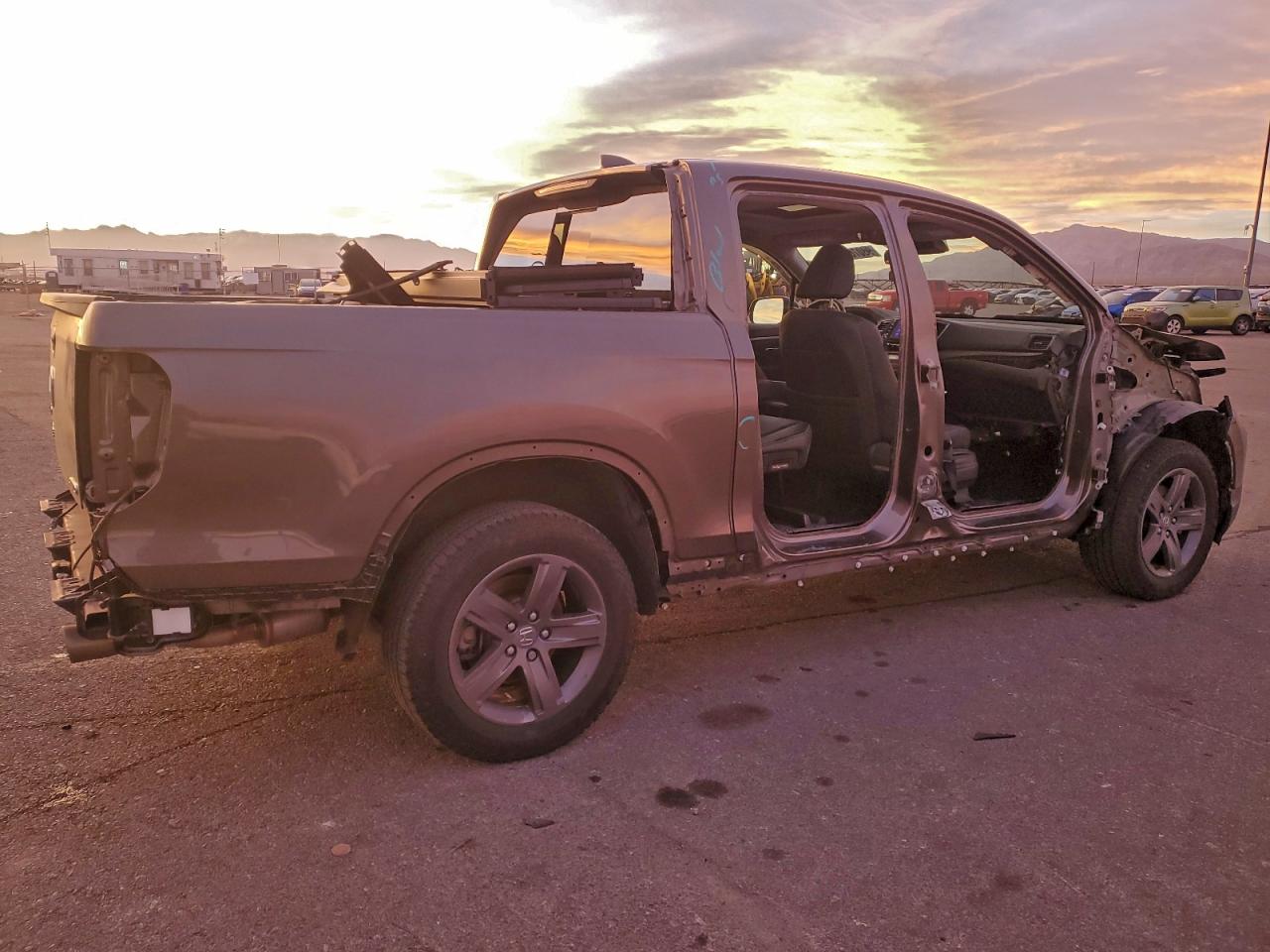 2022 Honda Ridgeline Rtl VIN: 5FPYK3F76NB002645 Lot: 98070995