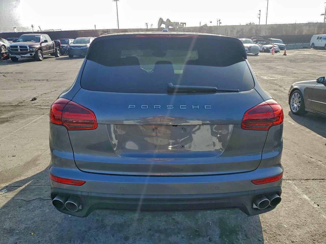 2016 Porsche Cayenne Se Hybrid VIN: WP1AE2A22GLA60032 Lot: 97136275