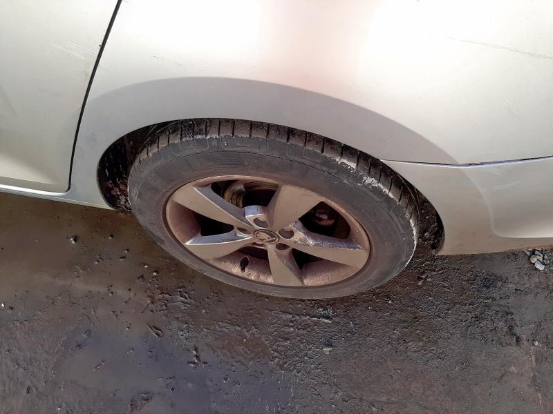 2014 SKODA RAPID 1.2 TSI SE CONNECT 5DR