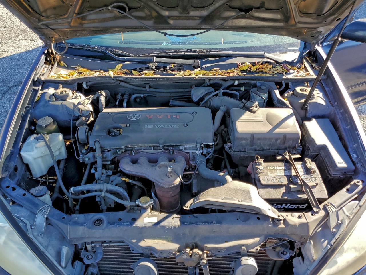 2004 Toyota Camry Le VIN: 4T1BE32K64U340175 Lot: 95126905