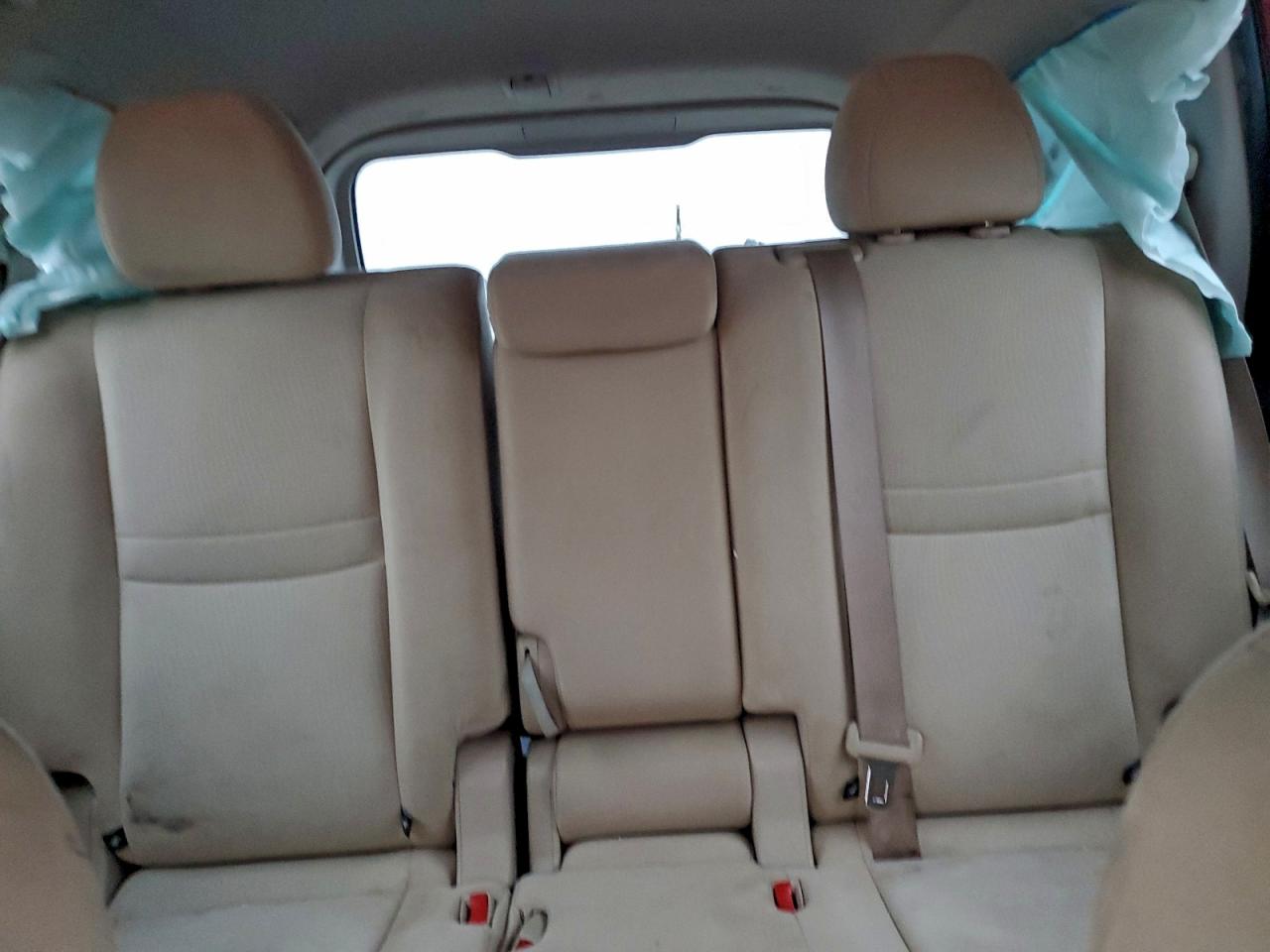 2015 Nissan Rogue S VIN: KNMAT2MT1FP560976 Lot: 93719705