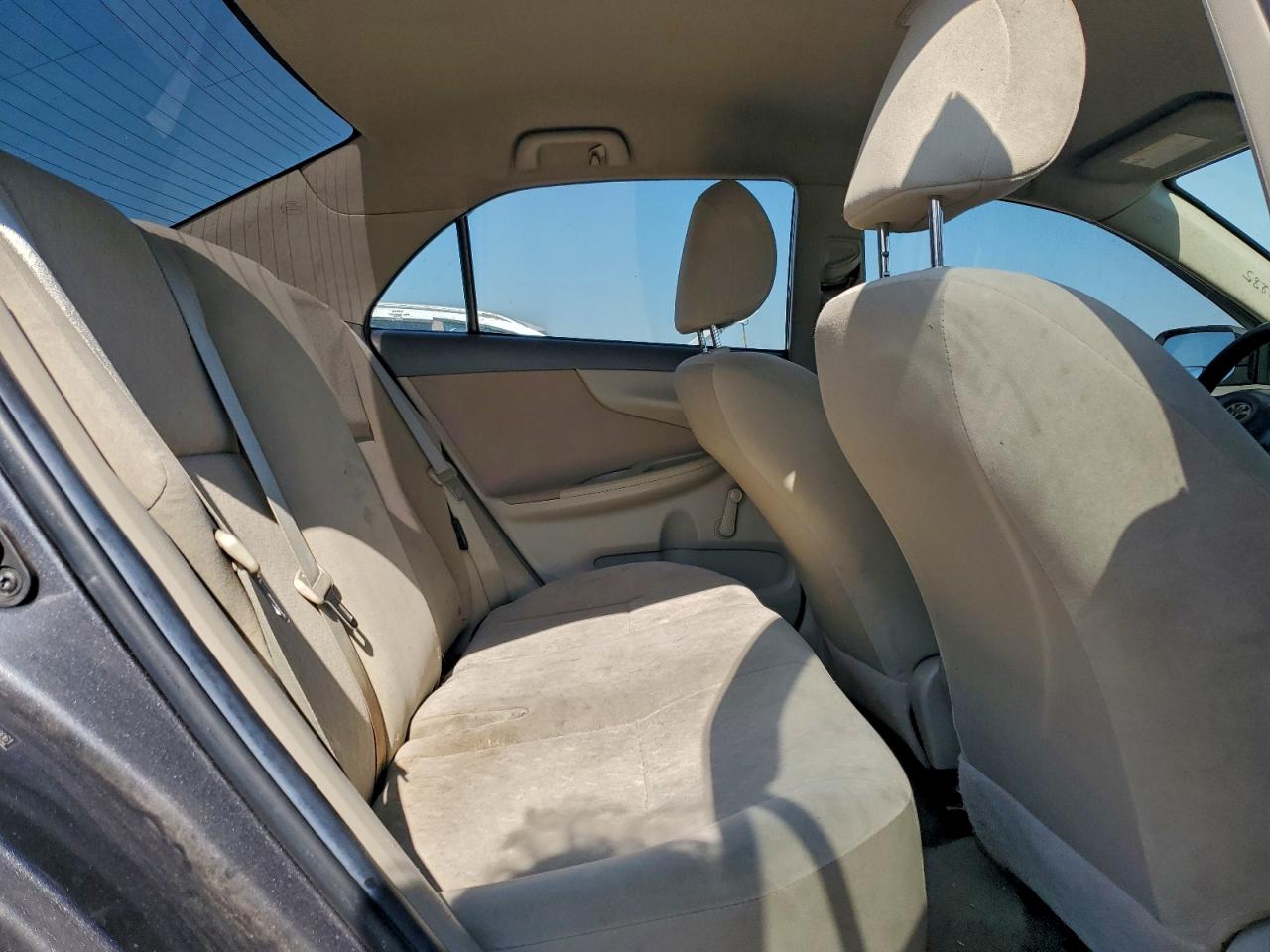 2010 Toyota Corolla Base VIN: 2T1BU4EE2AC499061 Lot: 95797285