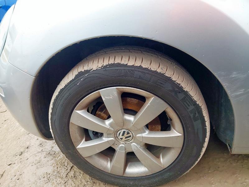 2006 VOLKSWAGEN BEETLE 2.0 2DR