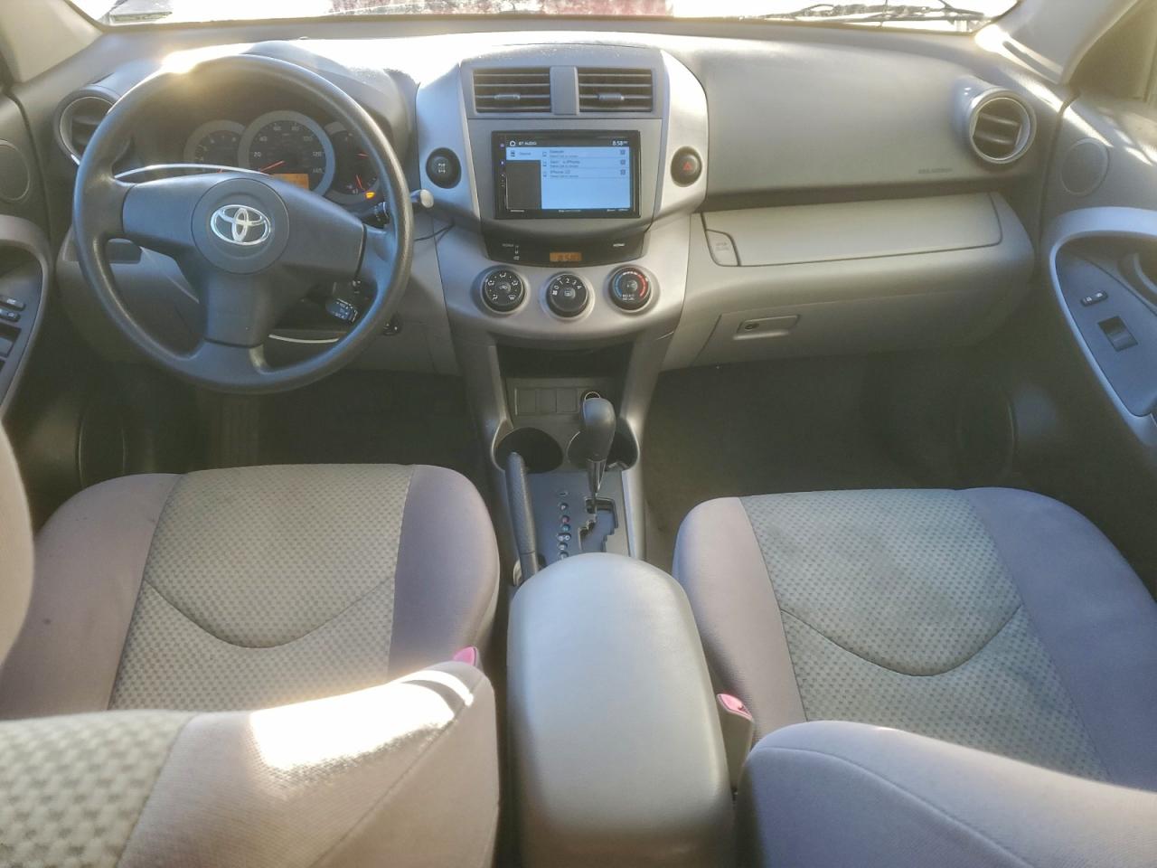 2008 Toyota Rav4 VIN: JTMBD33V686084999 Lot: 96892875