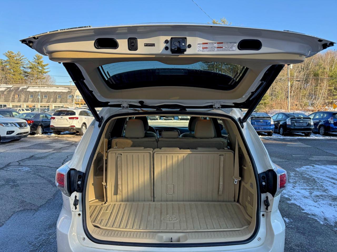 2014 Toyota Highlander Xle VIN: 5TDJKRFH3ES032123 Lot: 97600445