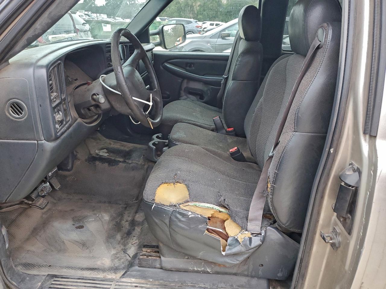 2002 Chevrolet Silverado C1500 VIN: 2GCEC19T721349082 Lot: 95271525