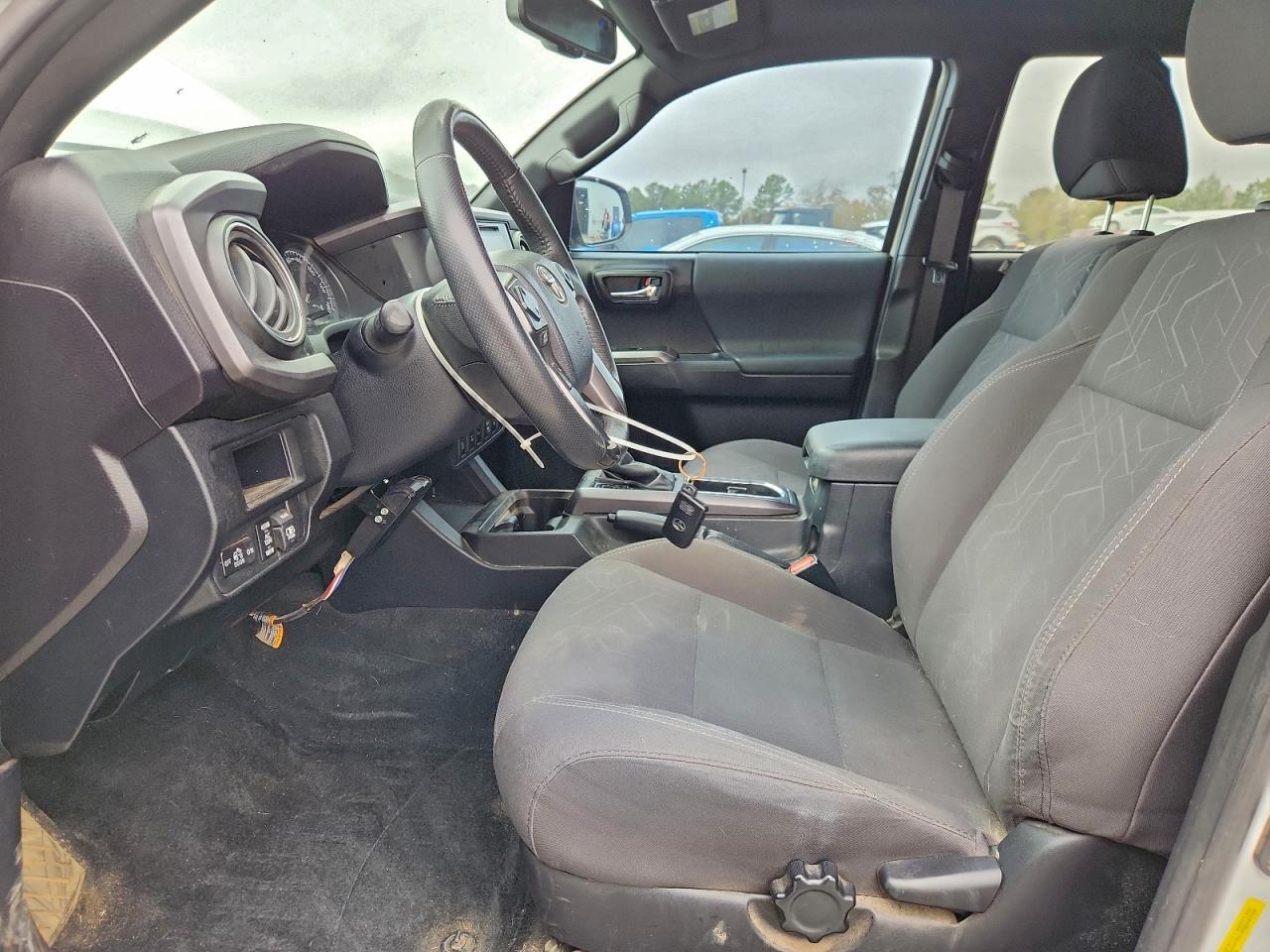 2017 Toyota Tacoma Double Cab VIN: 5TFCZ5AN8HX102370 Lot: 94870445