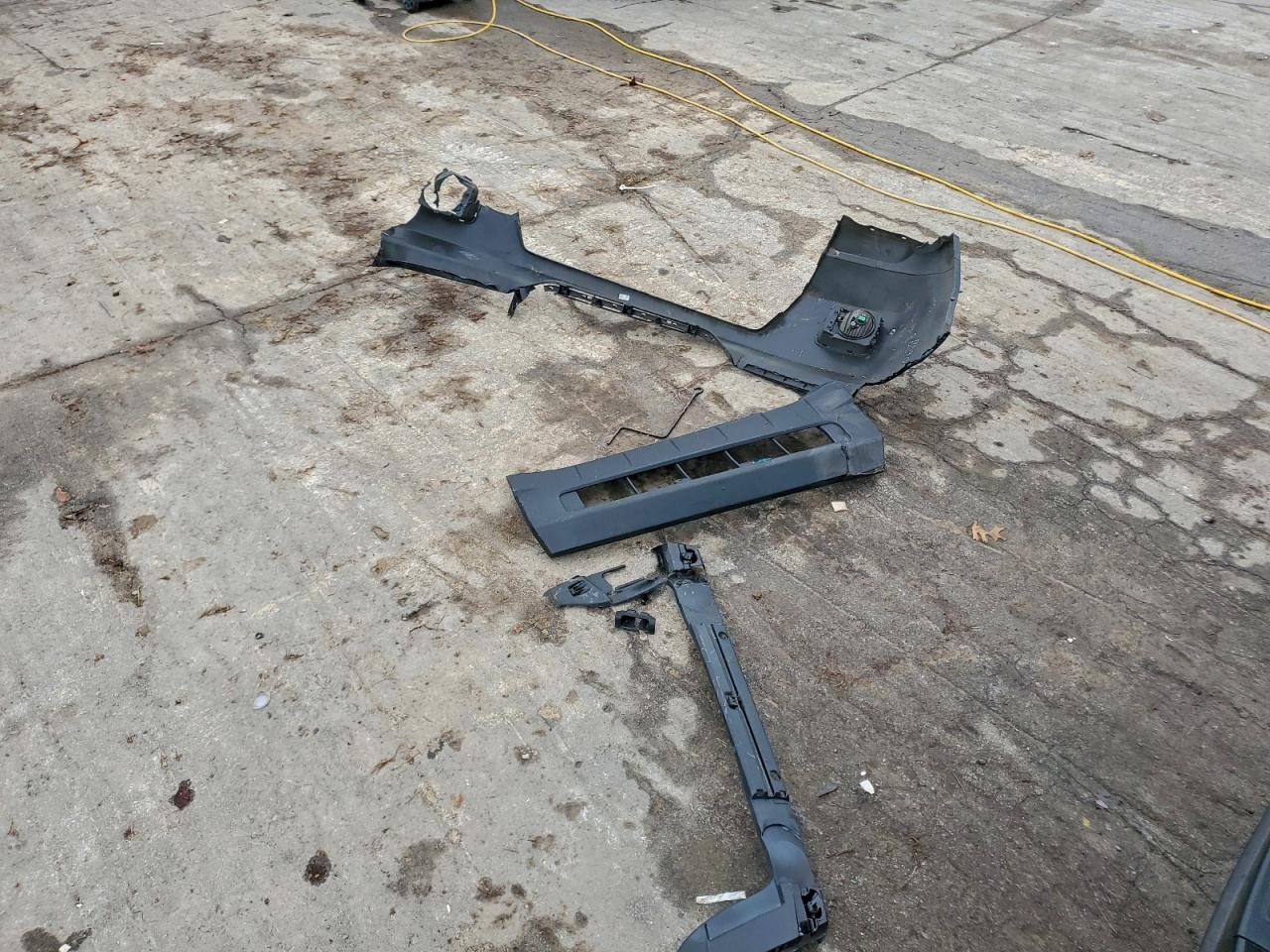 2011 Honda Pilot Touring VIN: 5FNYF3H91BB010160 Lot: 95767265