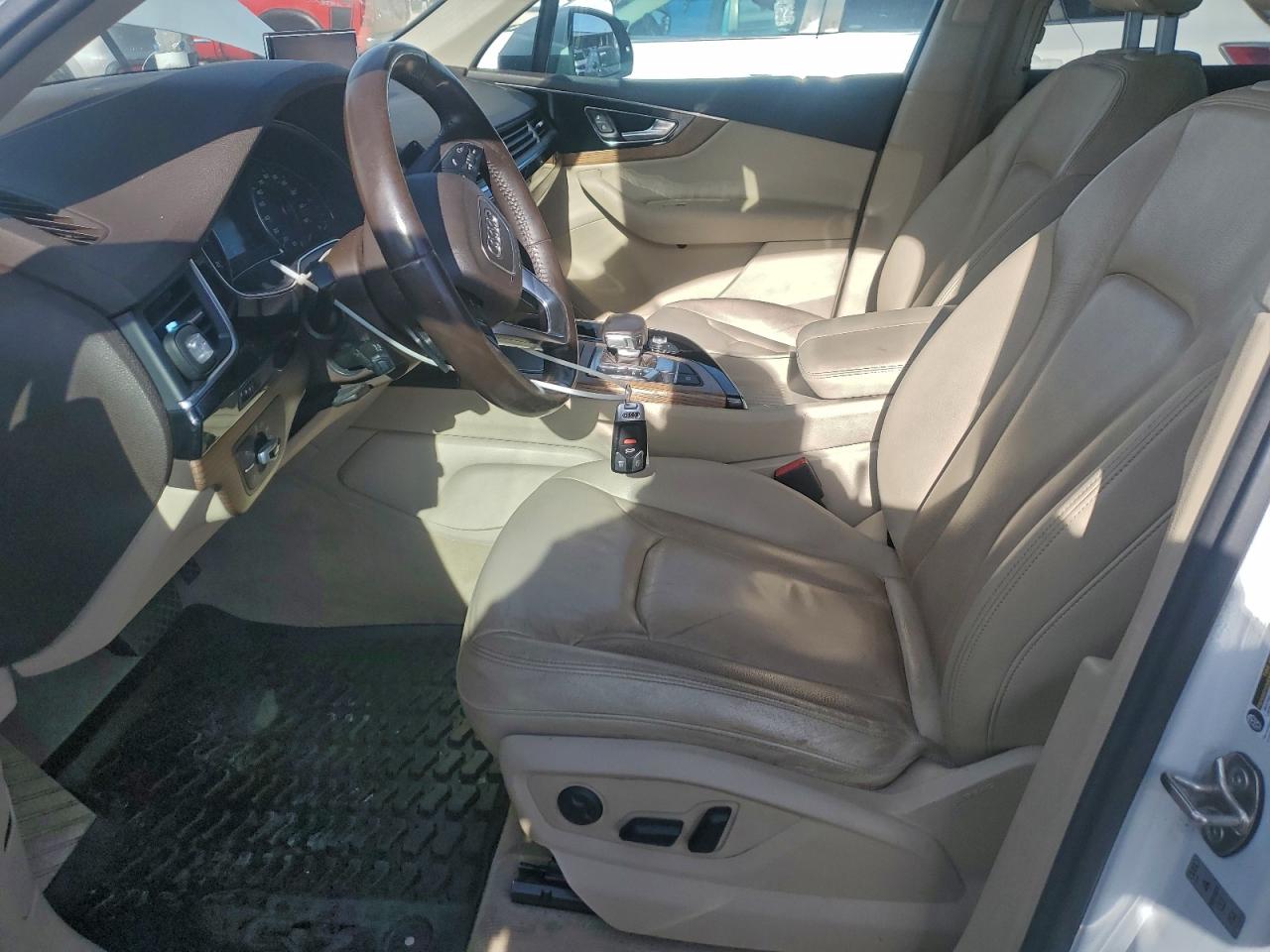 2017 Audi Q7 Premium VIN: WA1AAAF72HD014816 Lot: 95191065