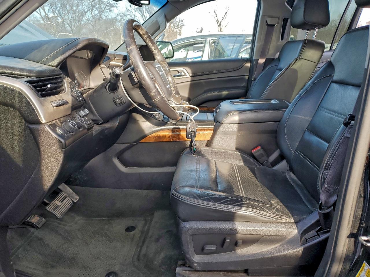 2015 GMC Yukon Xl Denali VIN: 1GKS2JKJ1FR505567 Lot: 94697605