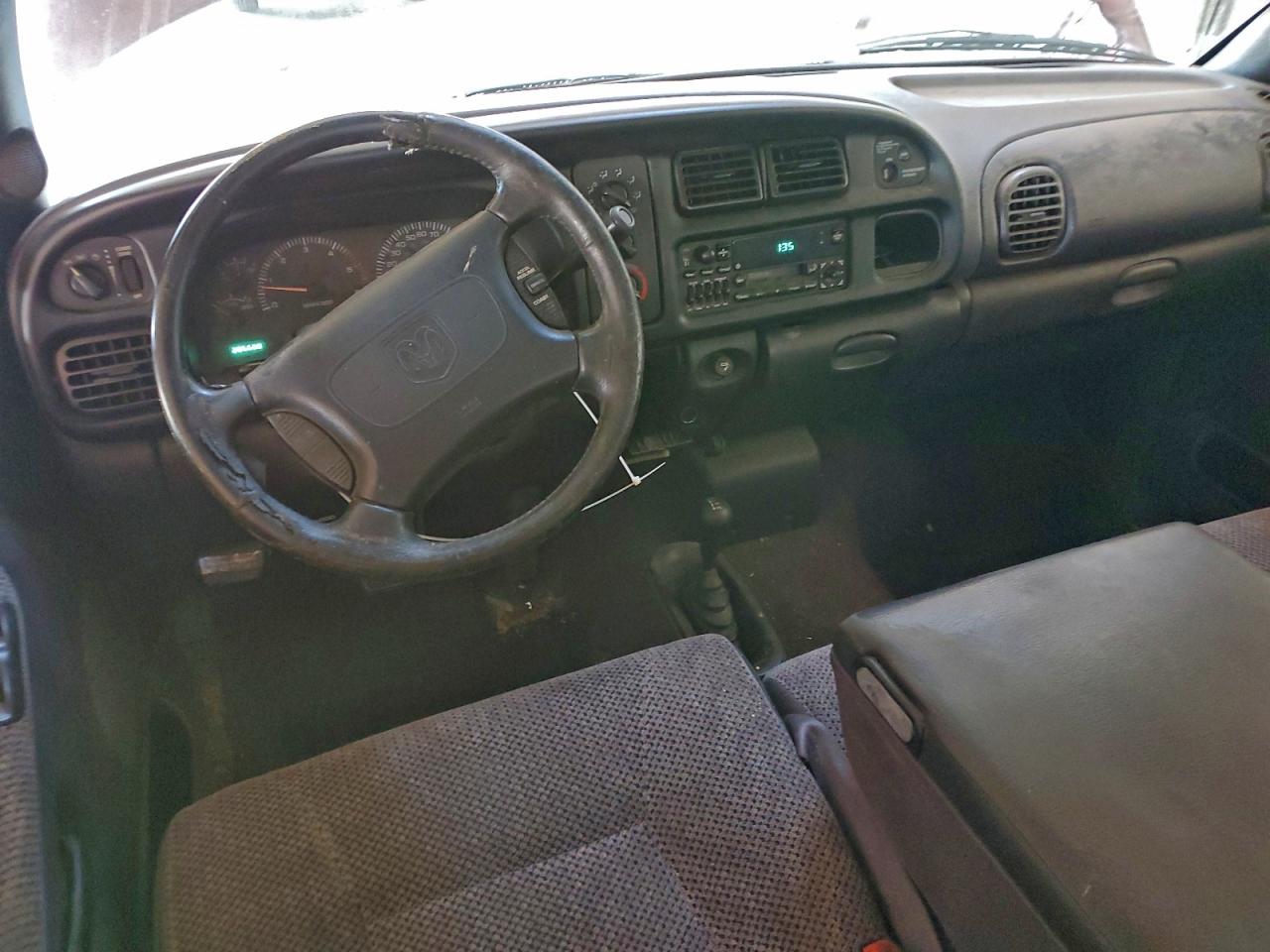 1999 Dodge Ram 2500 VIN: 3B7KF23W6XG130597 Lot: 96198045