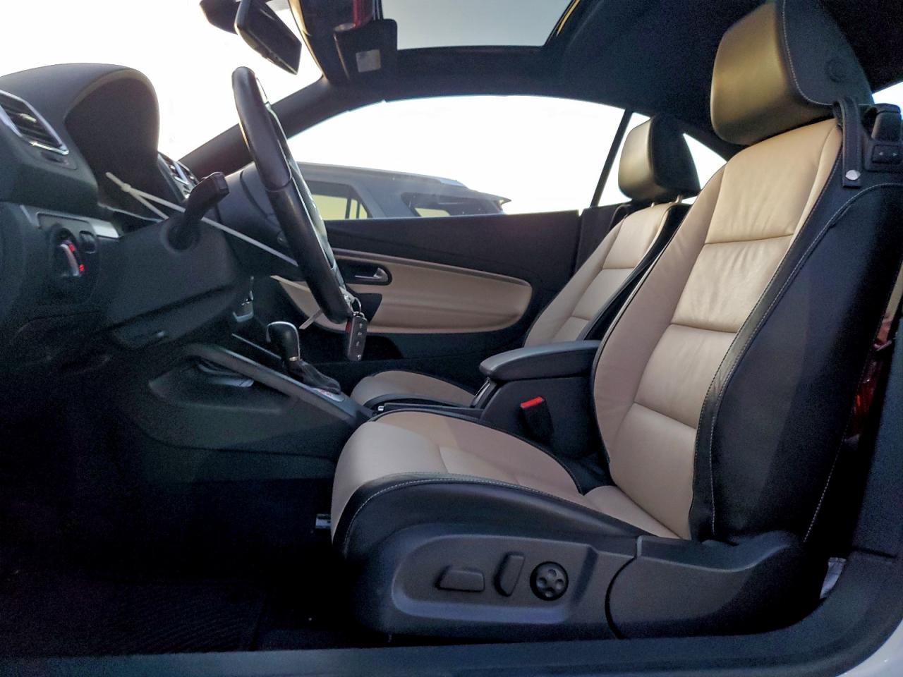 2015 Volkswagen Eos Lux VIN: WVWFW8AH9FV005740 Lot: 94659335