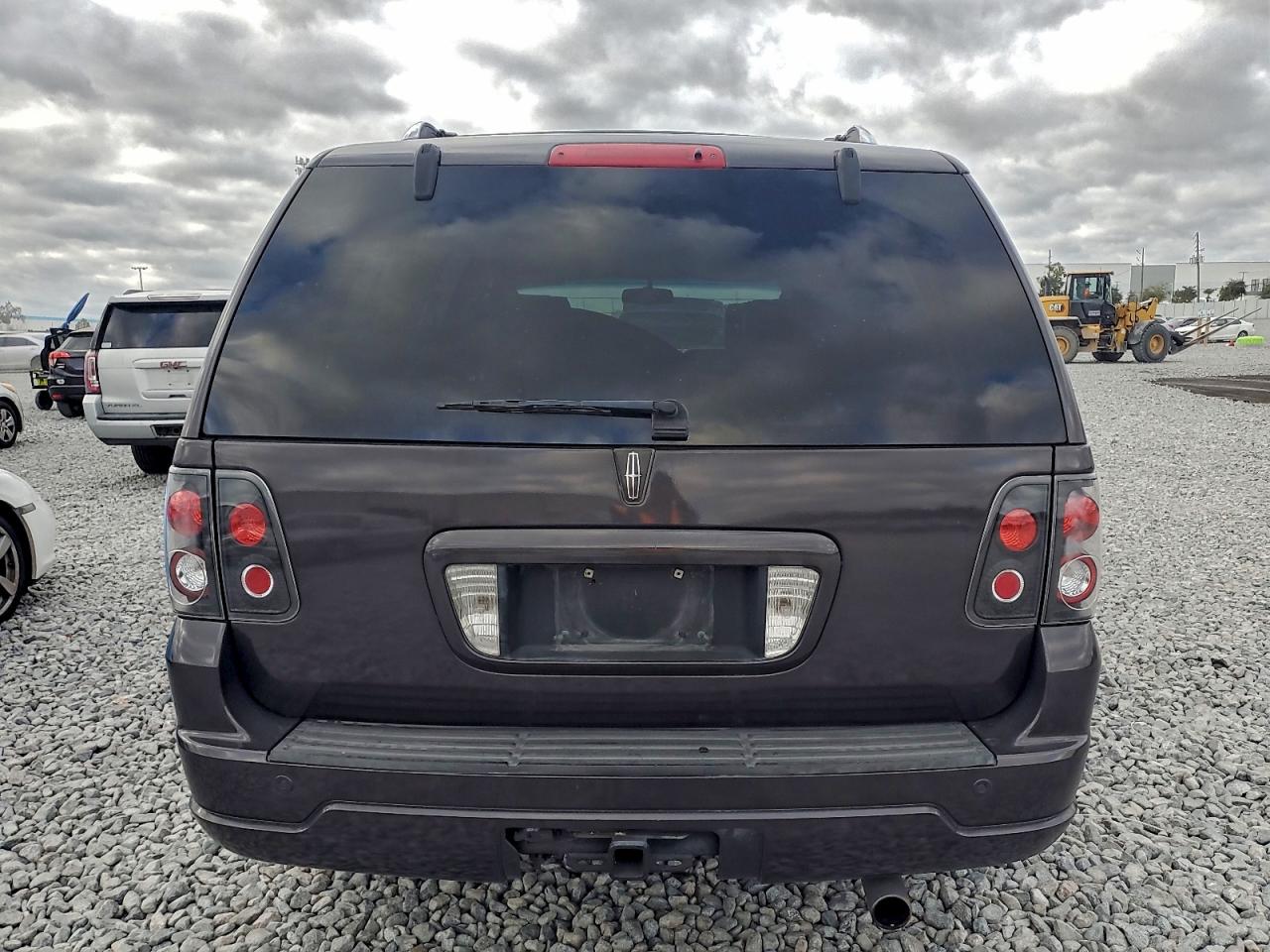 2006 Lincoln Navigator VIN: 5LMFU28556LJ17986 Lot: 94752845