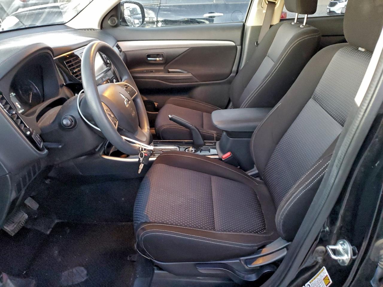 2018 Mitsubishi Outlander Se VIN: JA4AZ3A34JZ053067 Lot: 95083485