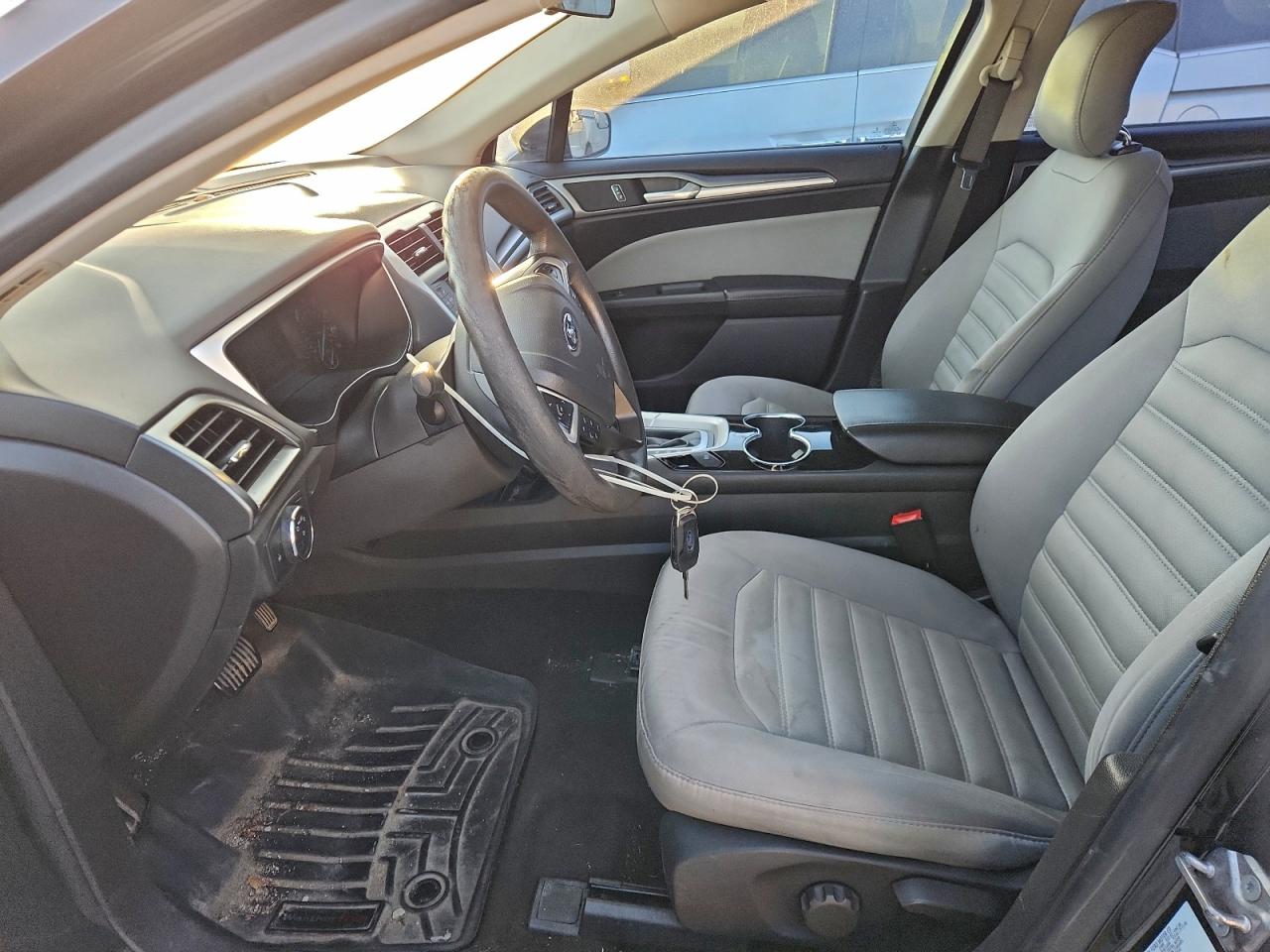 2014 Ford Fusion S VIN: 1FA6P0G77E5402669 Lot: 96849005