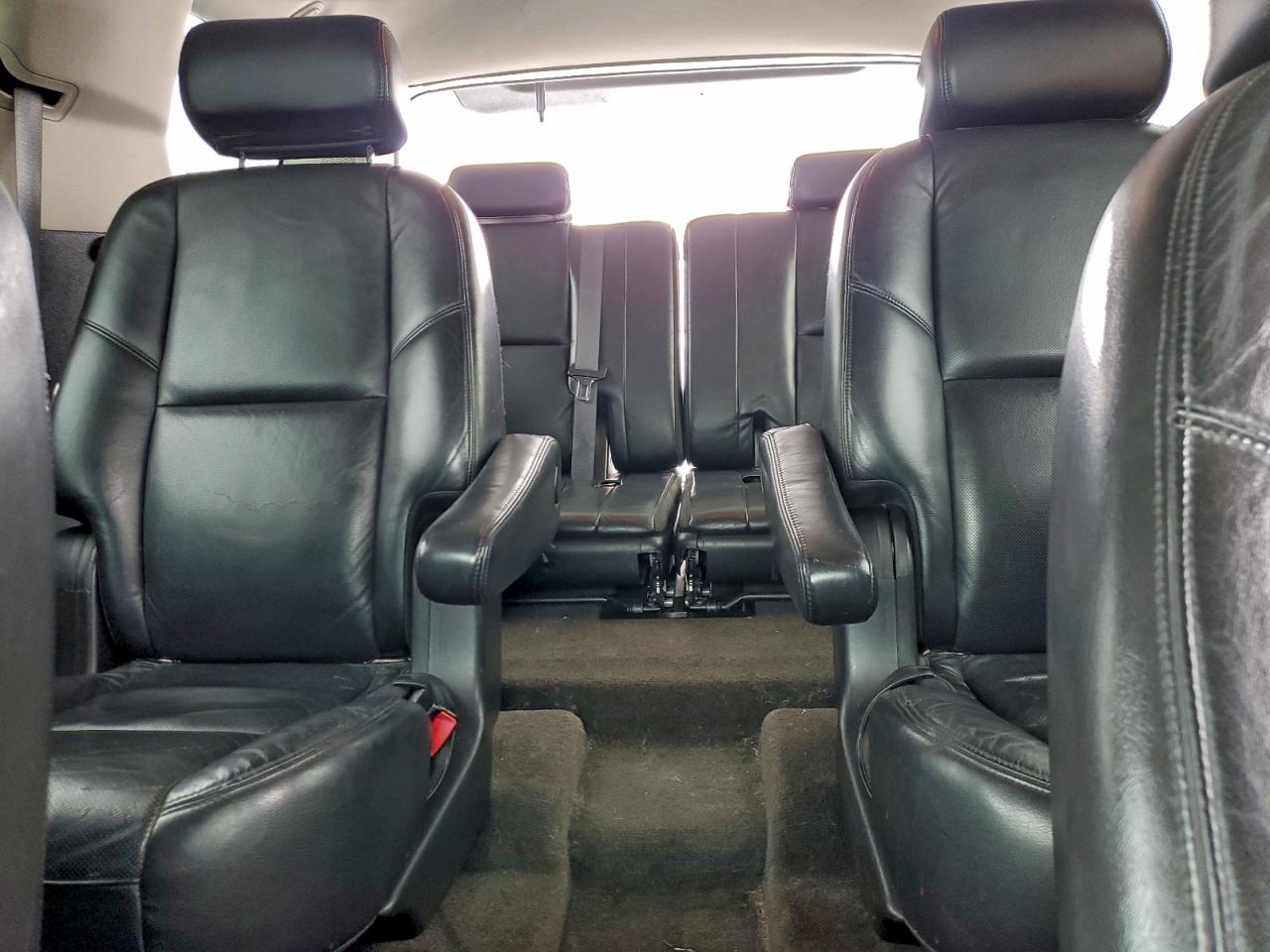 2008 Cadillac Escalade Luxury VIN: 1GYFK63818R115412 Lot: 95155845