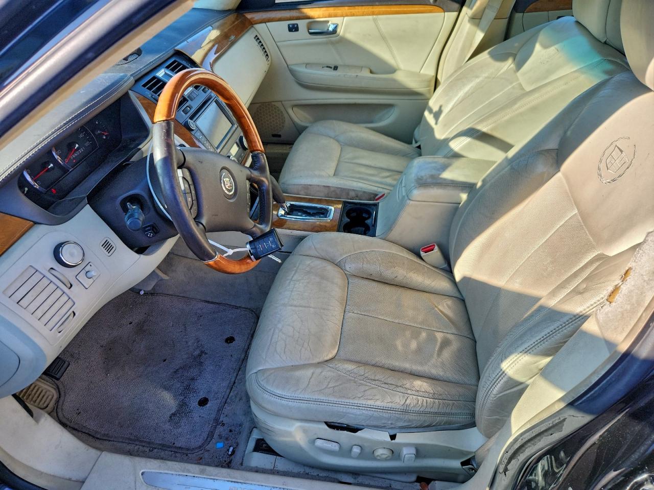 2009 Cadillac Dts VIN: 1G6KD57949U130368 Lot: 95734305