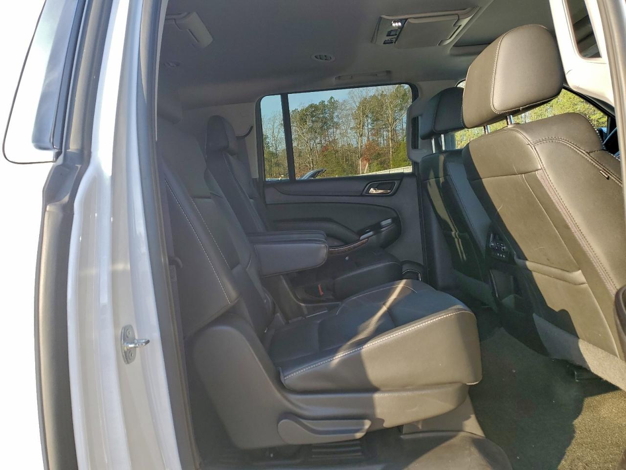 2017 Chevrolet Suburban K1500 Premier VIN: 1GNSKJKC9HR136867 Lot: 96105775