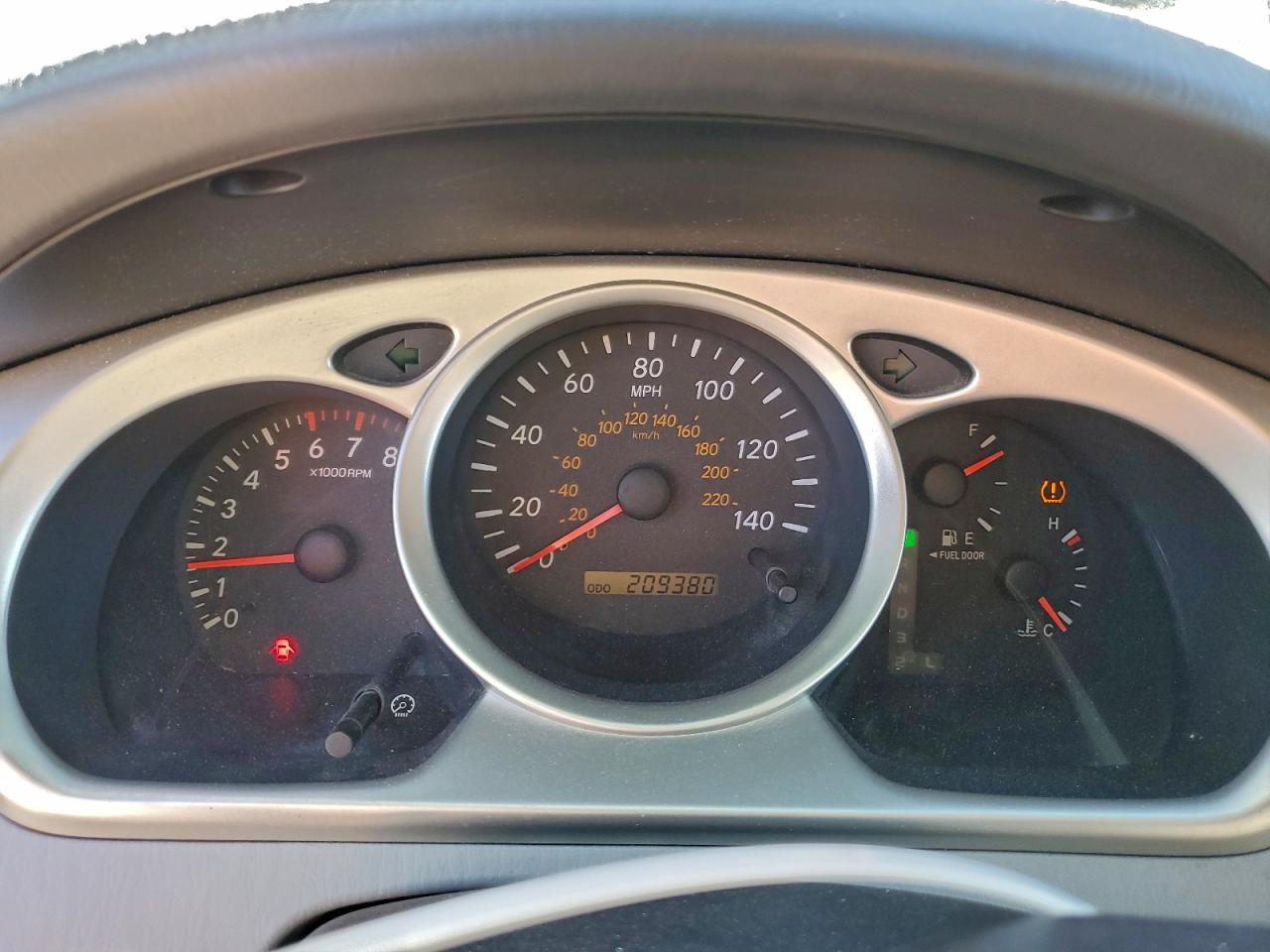 2004 Toyota Highlander Base VIN: JTEDP21A640032162 Lot: 95905875