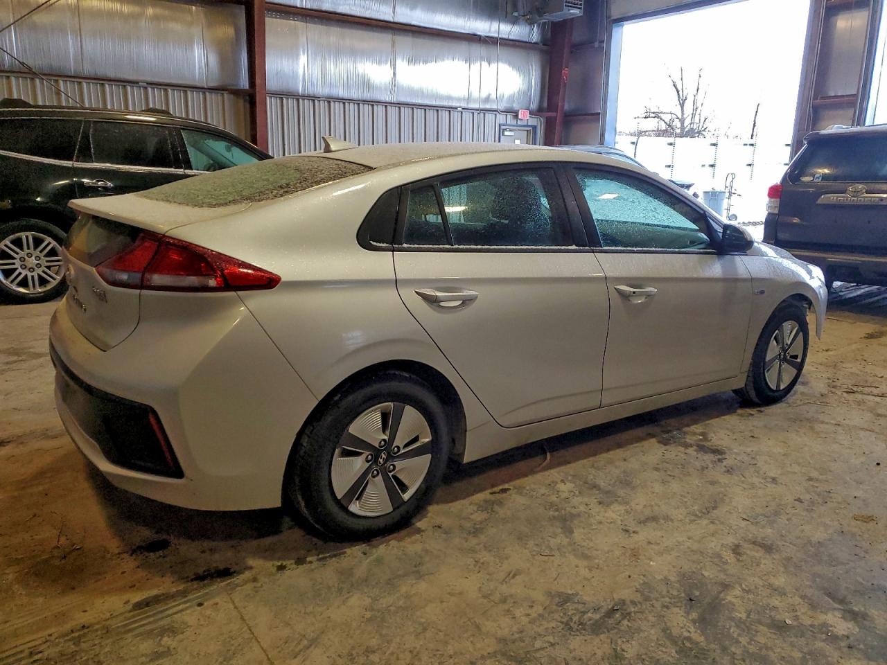 2018 Hyundai Ioniq Blue VIN: KMHC65LCXJU073039 Lot: 95720885