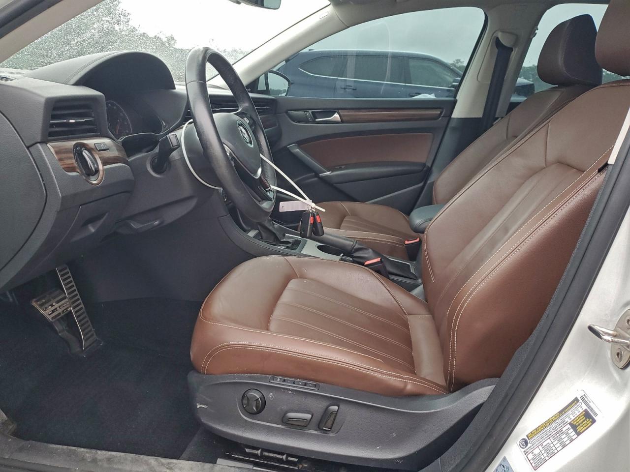 2020 Volkswagen Passat Sel VIN: 1VWCA7A36LC014688 Lot: 96099755