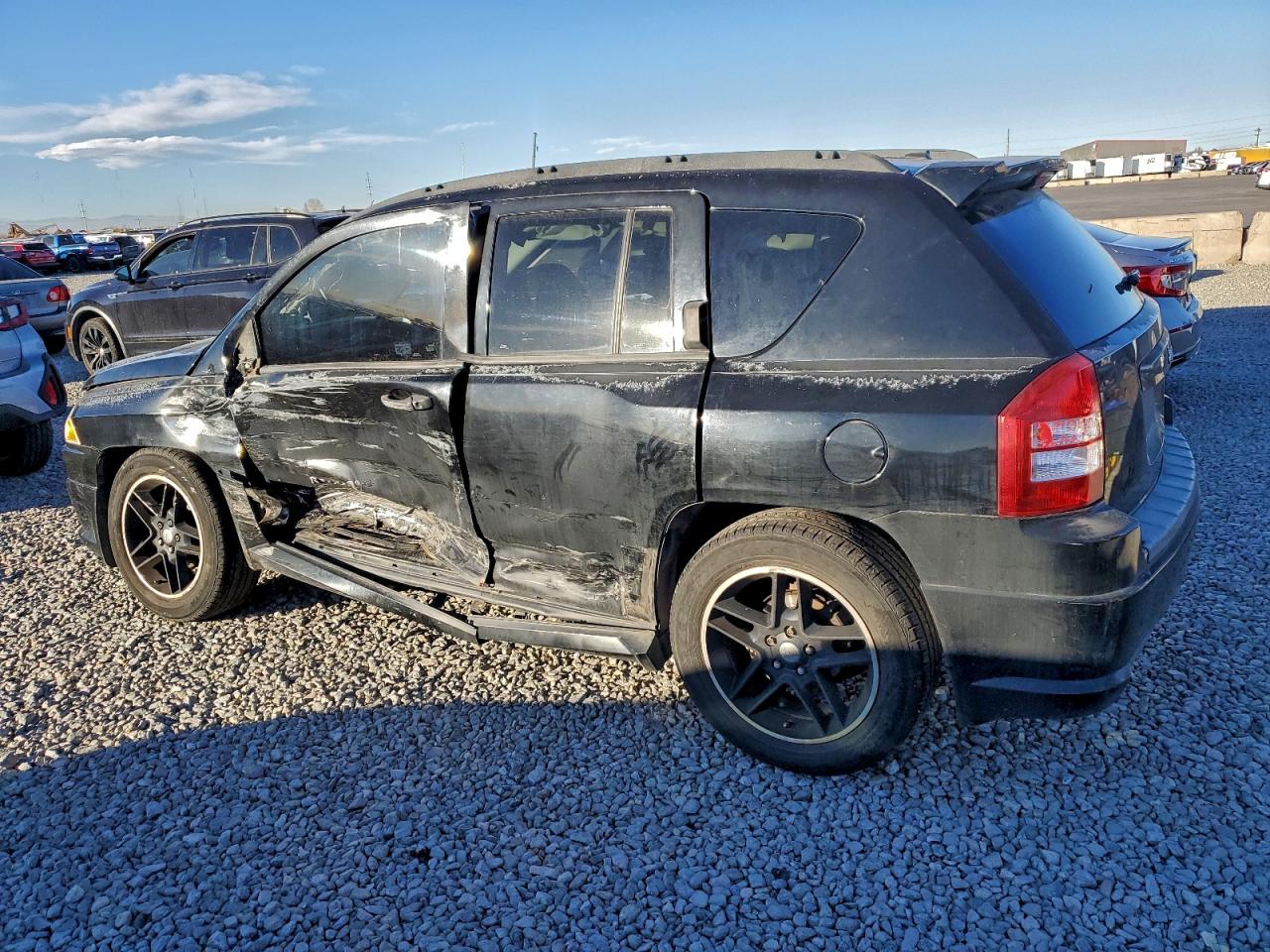 2007 Jeep Compass Limited VIN: 1J8FT57W27D359712 Lot: 97137415
