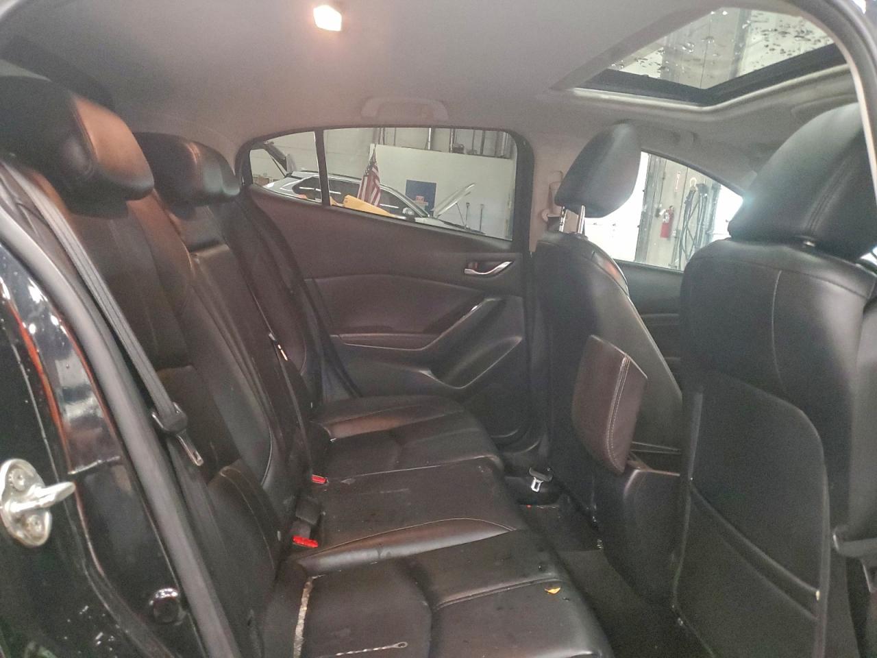 2018 Mazda 3 Touring VIN: 3MZBN1L35JM206903 Lot: 95408305