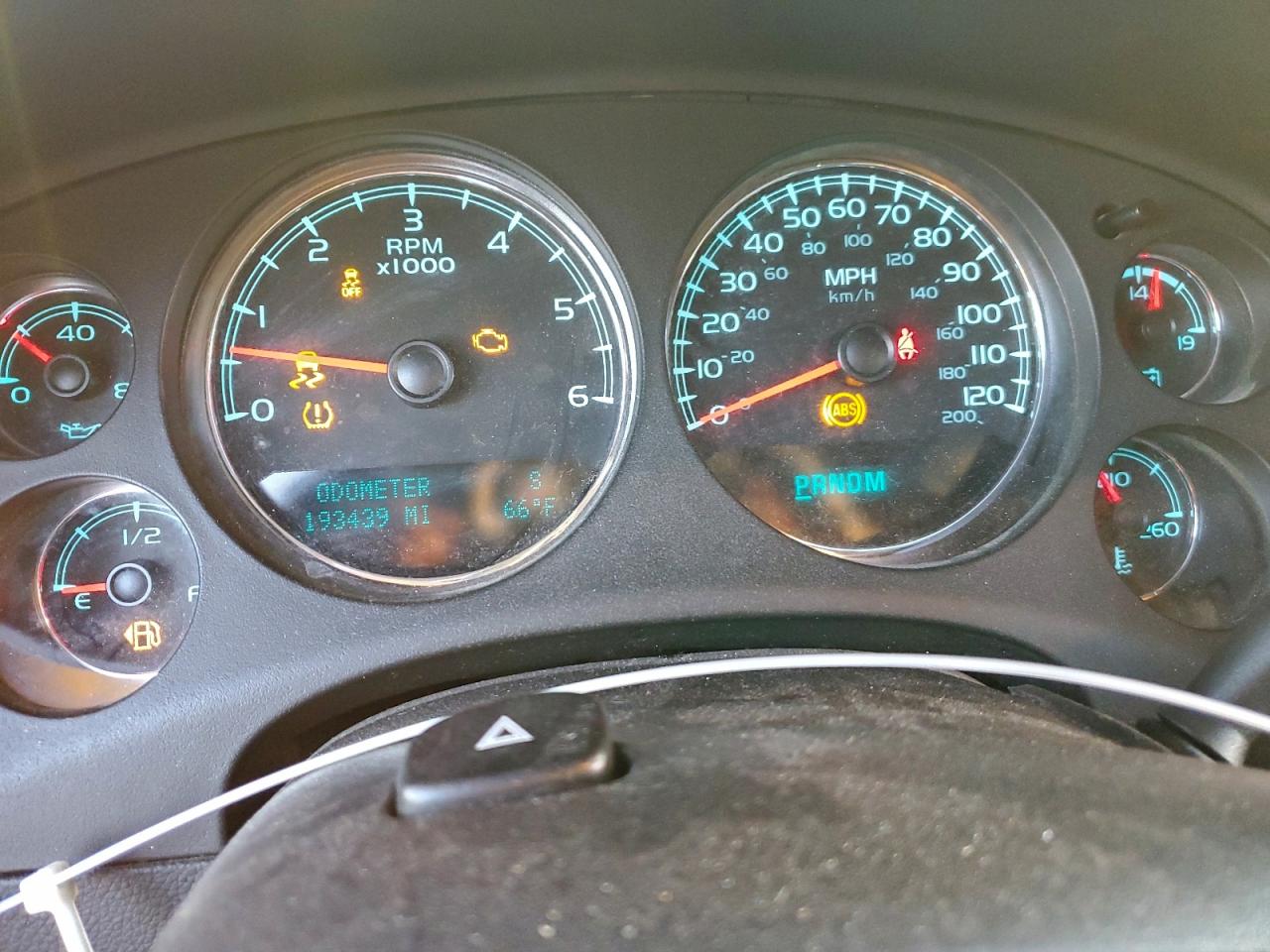 2013 Chevrolet Suburban C1500 Lt VIN: 1GNSCJE04DR231619 Lot: 94945565