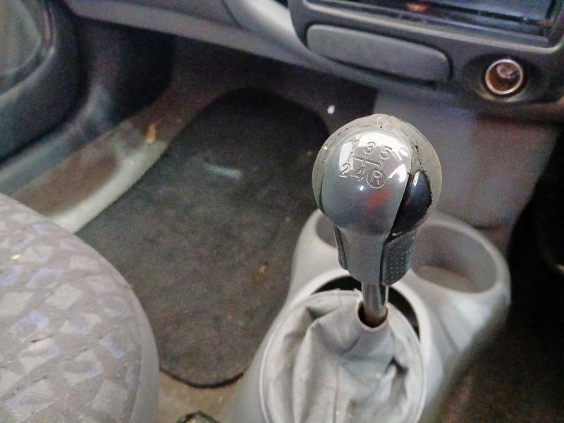 2003 TOYOTA YARIS COLO